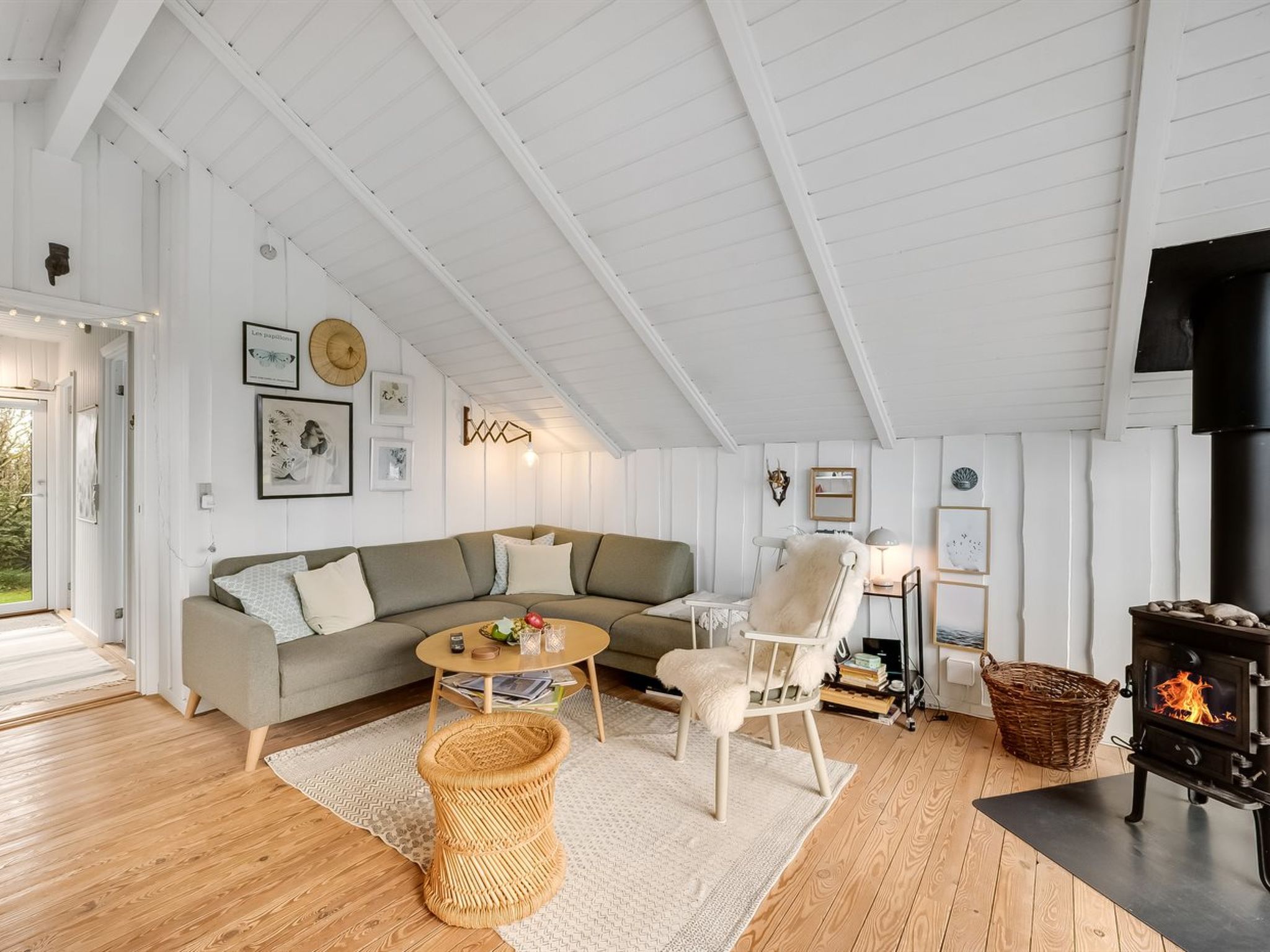 "Kamile" - 400m from the sea-Binnen