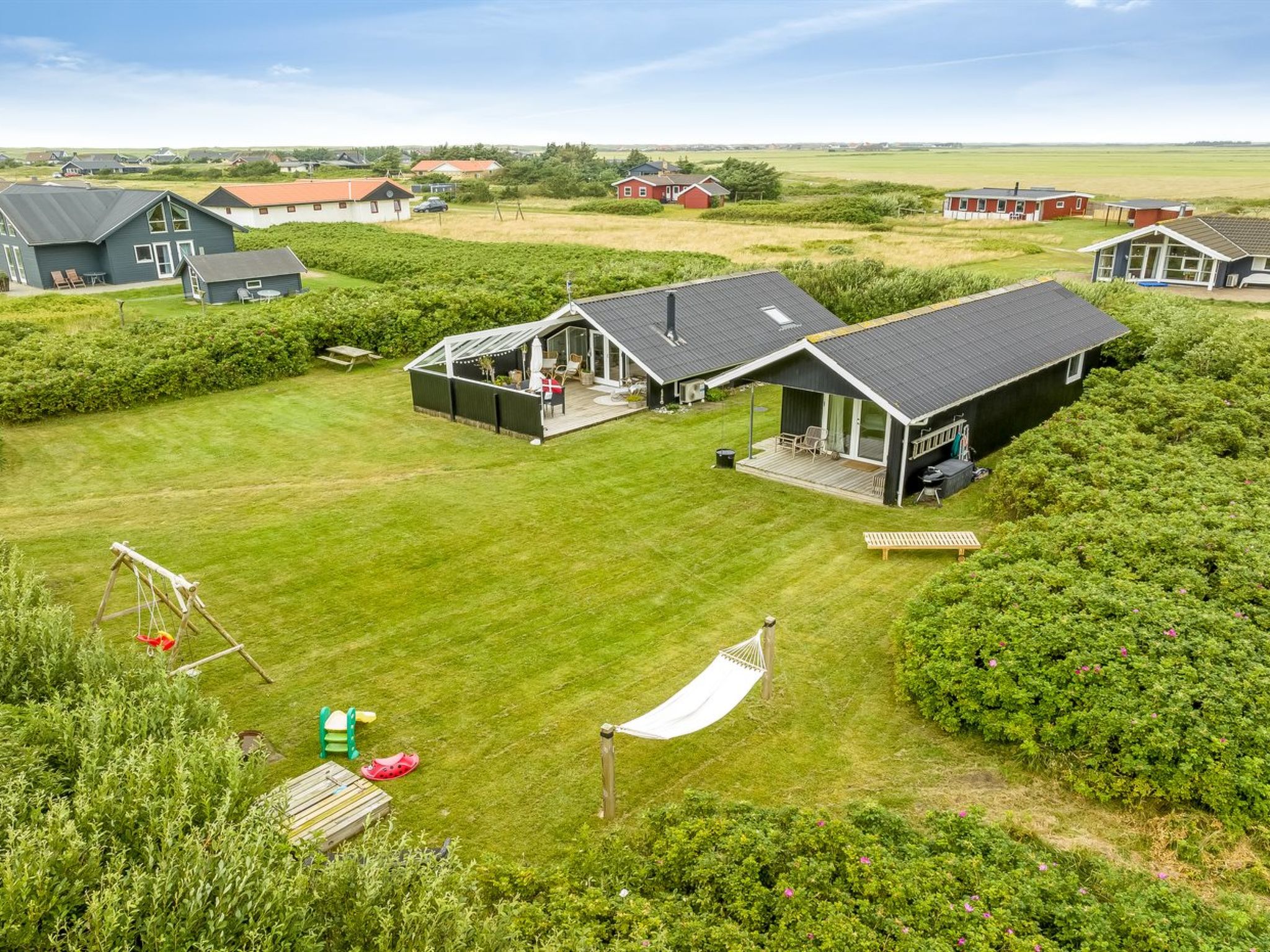 "Kamile" - 400m from the sea - Buiten