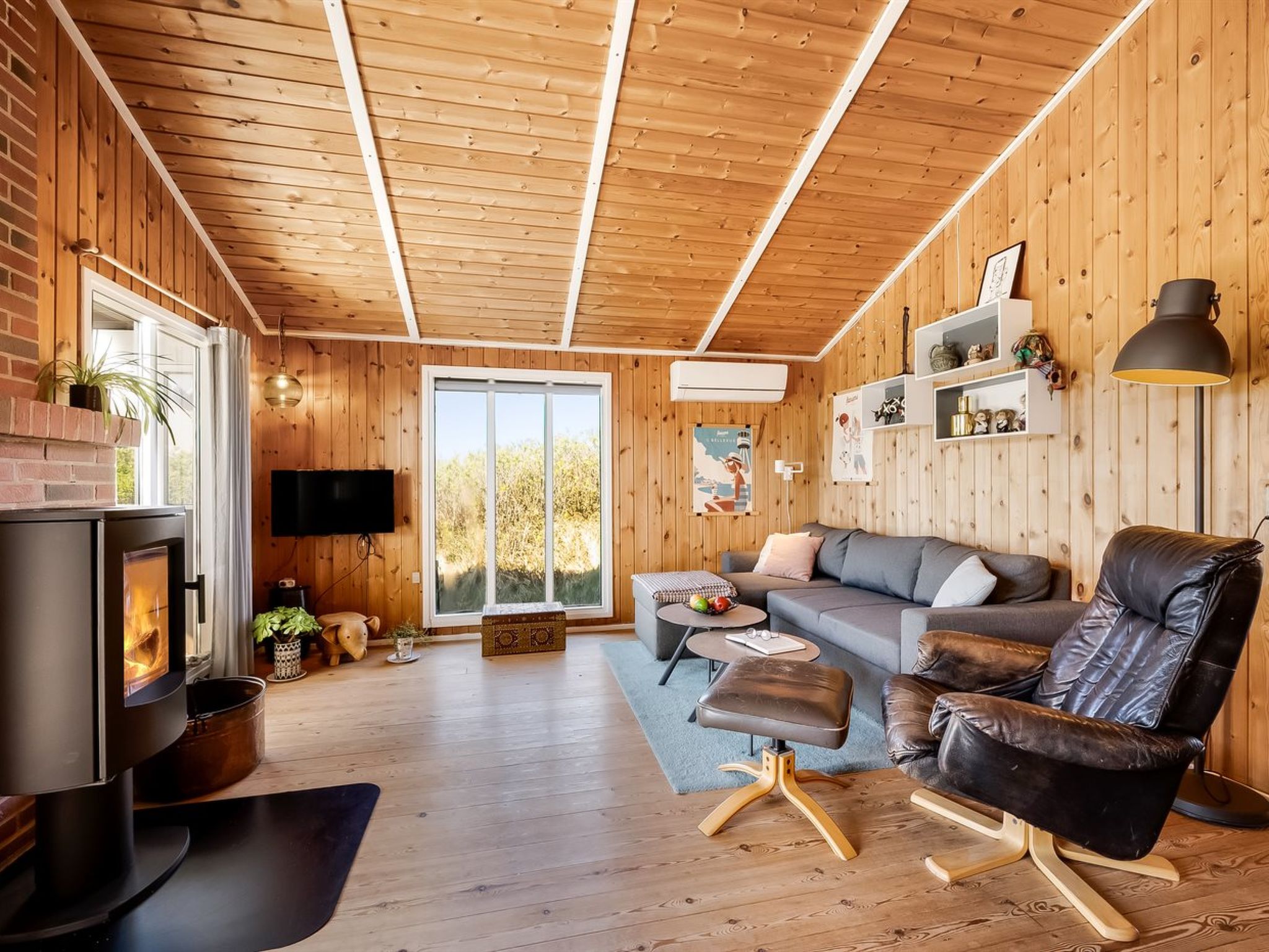 "Brigit" - 200m from the sea - Inside