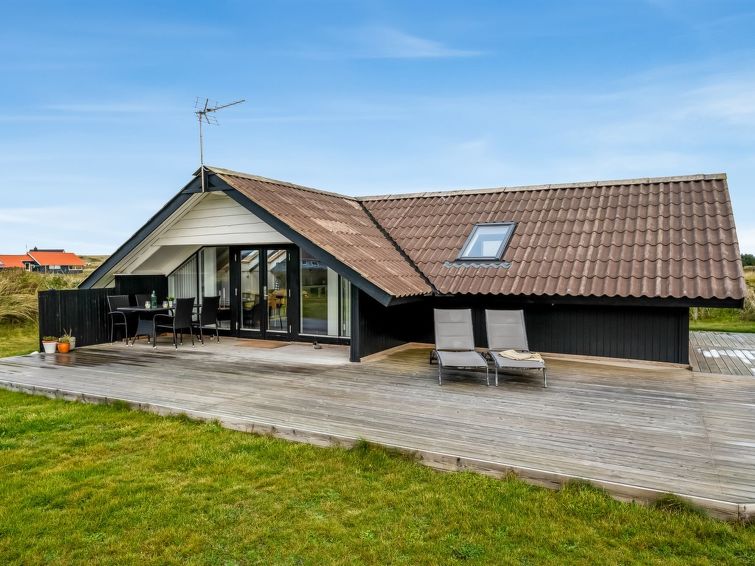 Search and Stay destination Harboøre, Denmark from . "Olesia" - 250m from the sea in Western Jutland