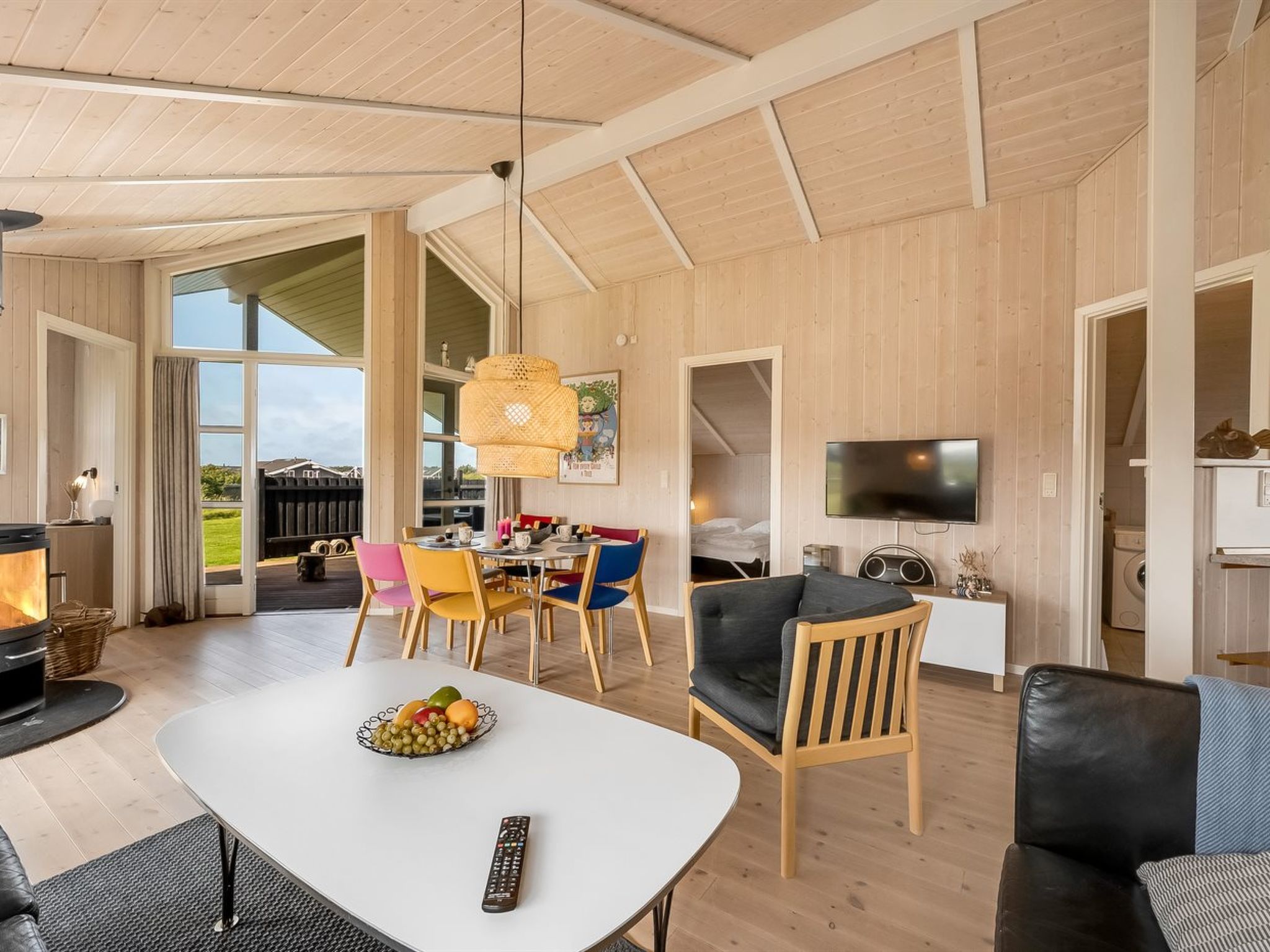 "Eemil" - 700m from the sea - Inside