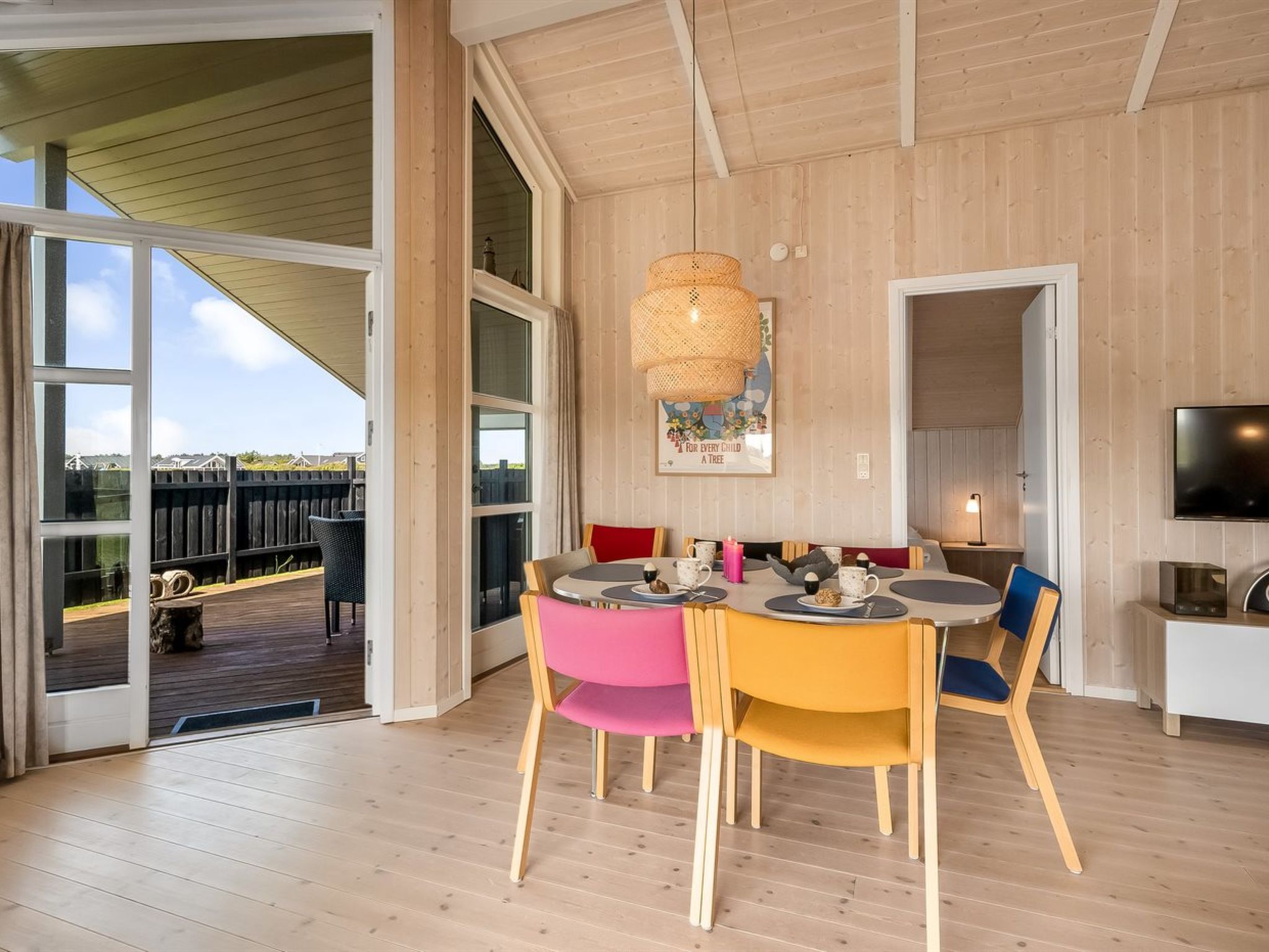 "Eemil" - 700m from the sea - Inside