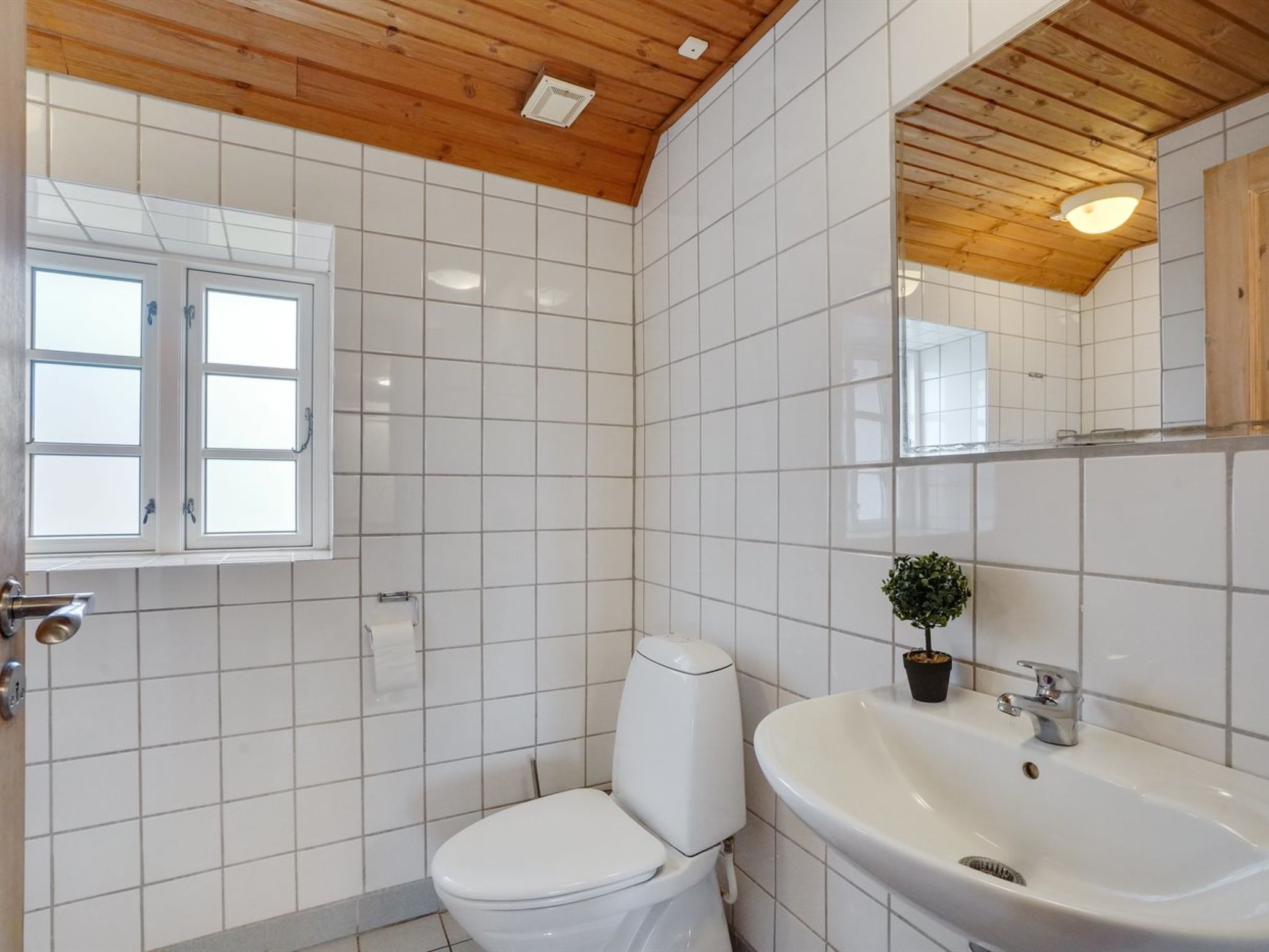 "Answald" - 250m from the sea-Binnen