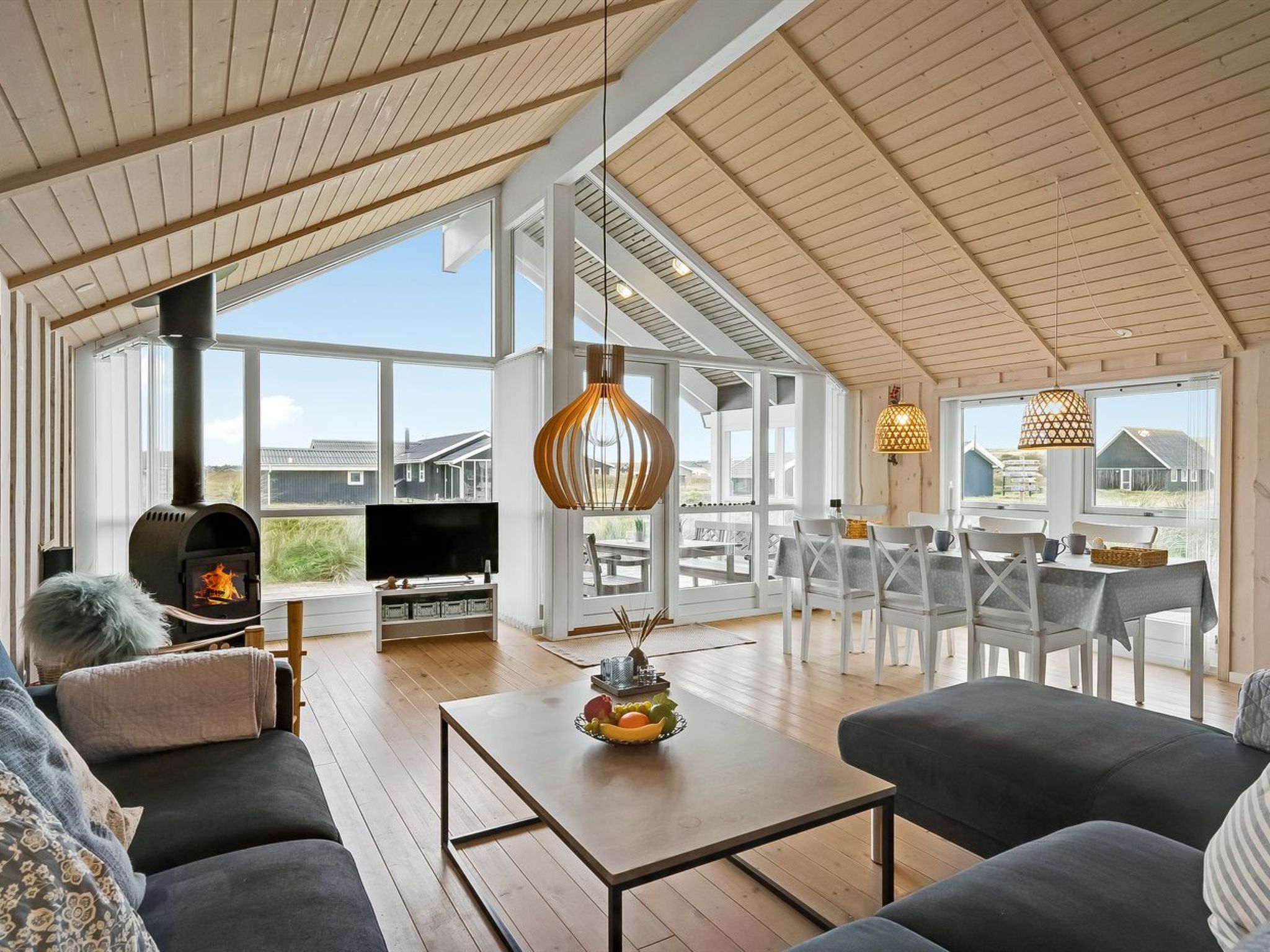 "Sochyeta" - 150m from the sea - Binnen