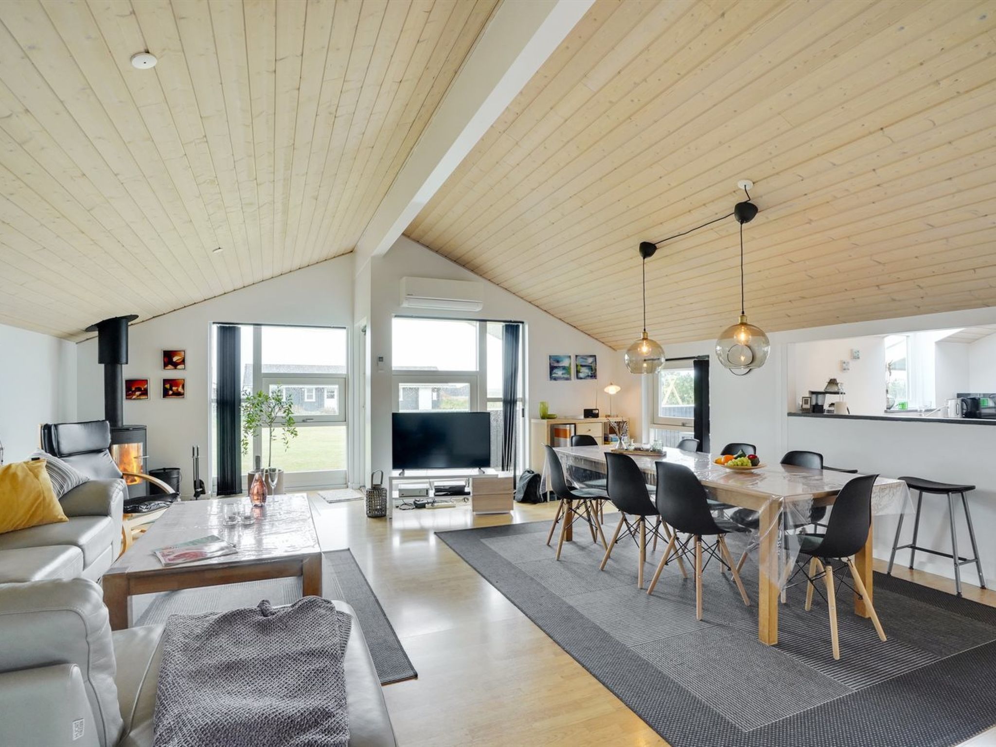"Hildegunda" - 950m from the sea - Binnen