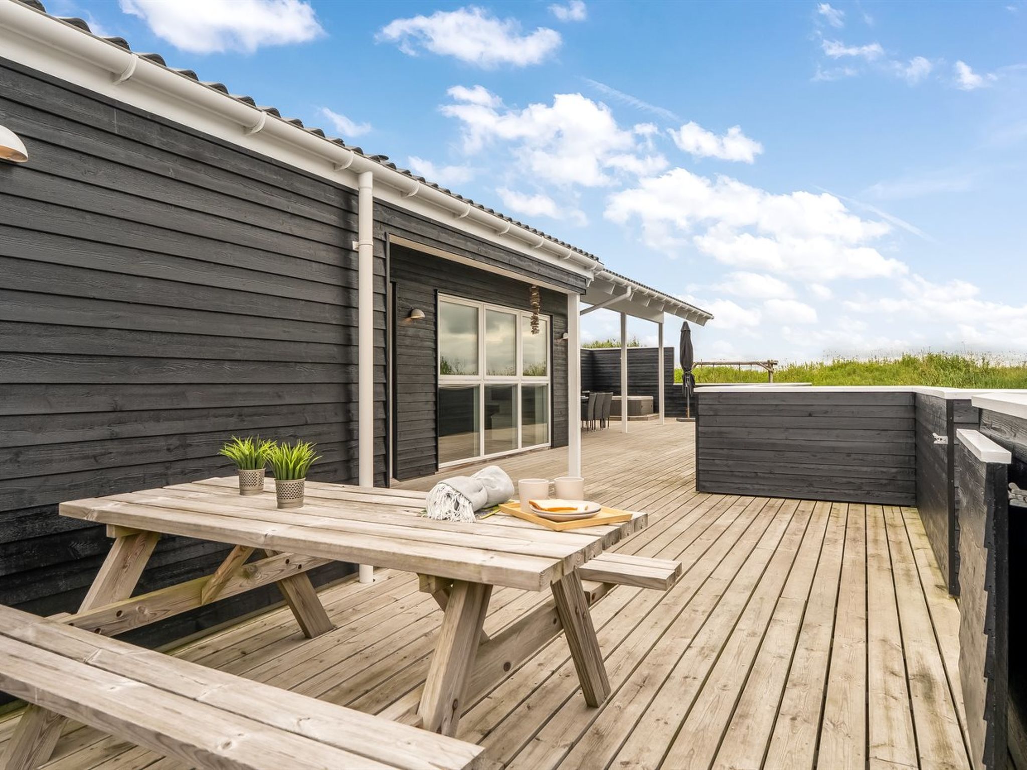 "Markku" - 400m from the sea - Buiten