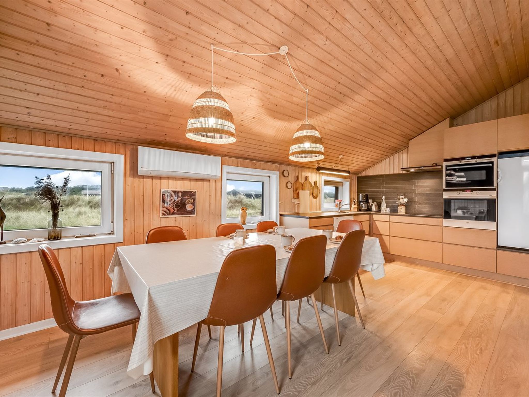 "Elnur" - 100m from the sea - Binnen