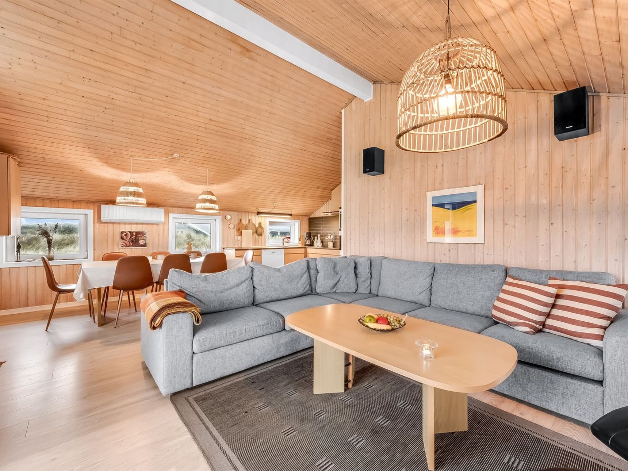 "Elnur" - 100m from the sea - Binnen