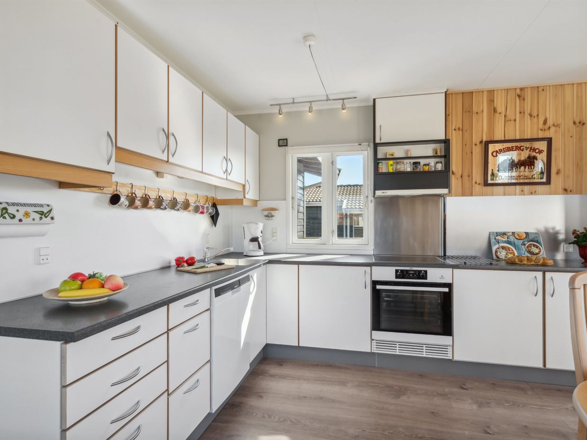 "Viveka" - 500m from the sea - Binnen