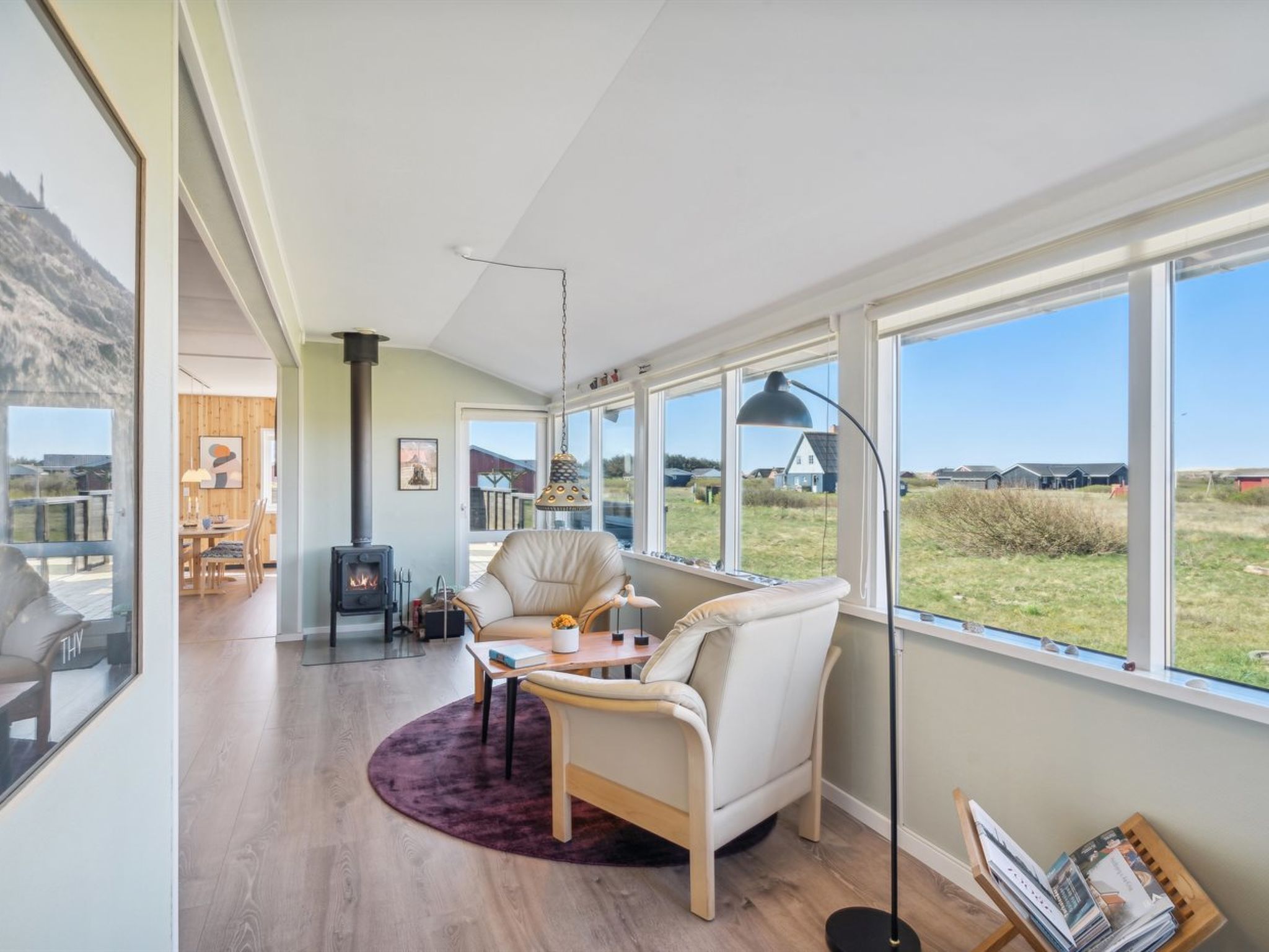 "Viveka" - 500m from the sea - Binnen