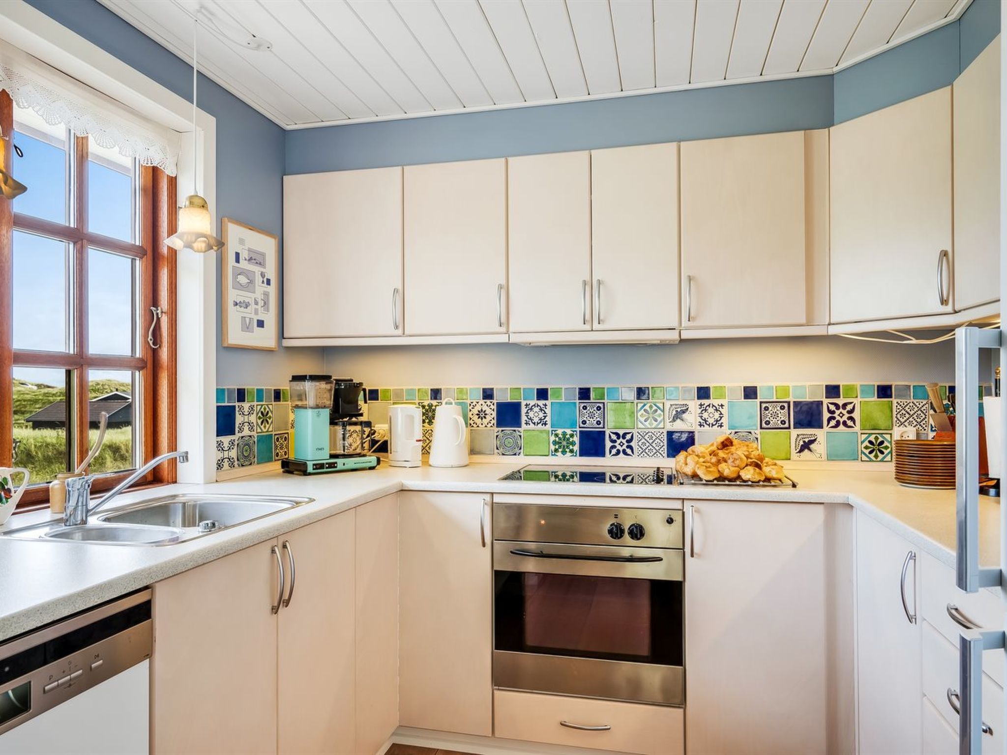 "Zora" - 100m from the sea - Inside