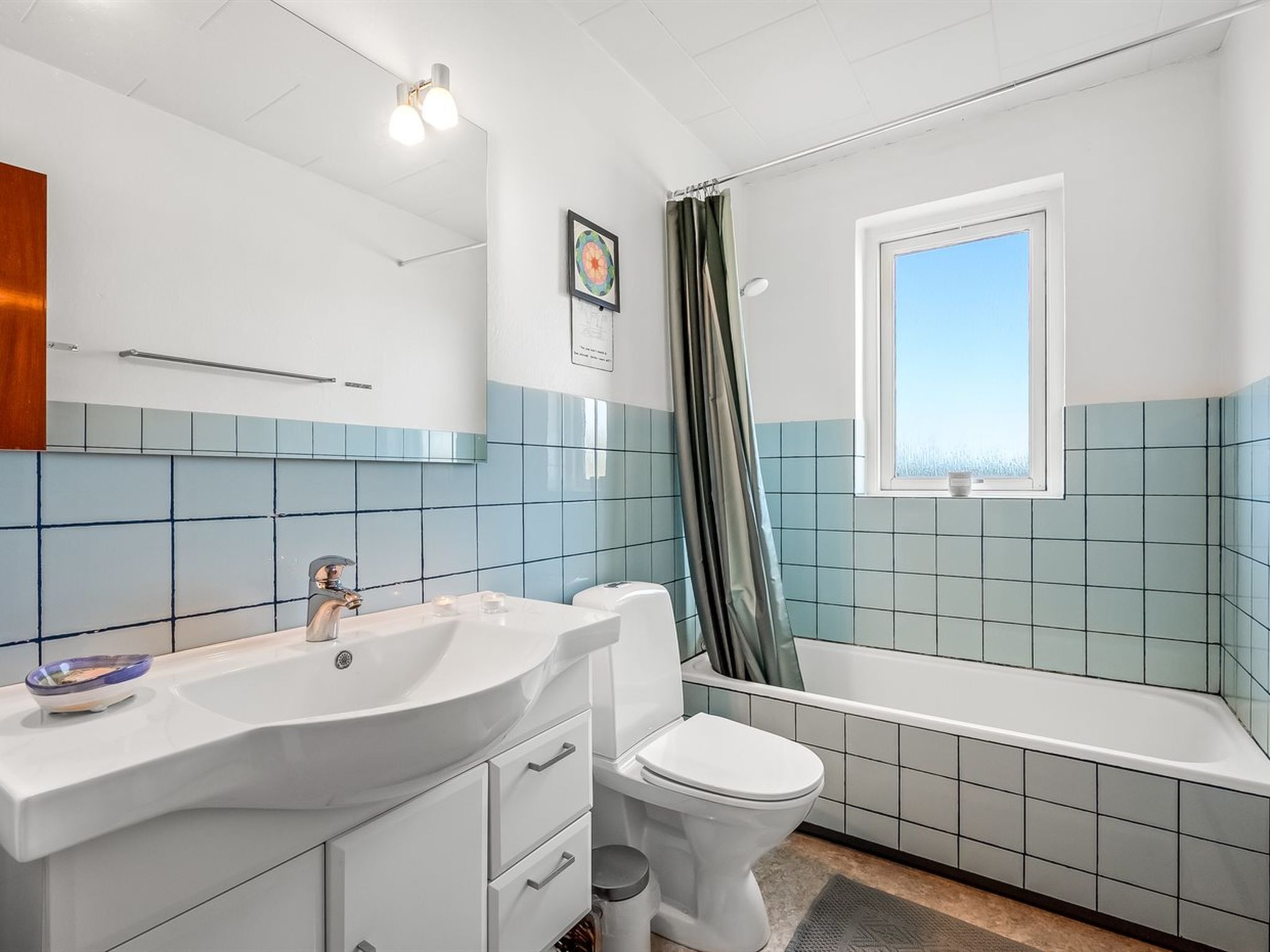"Hilppa" - 400m from the sea - Binnen