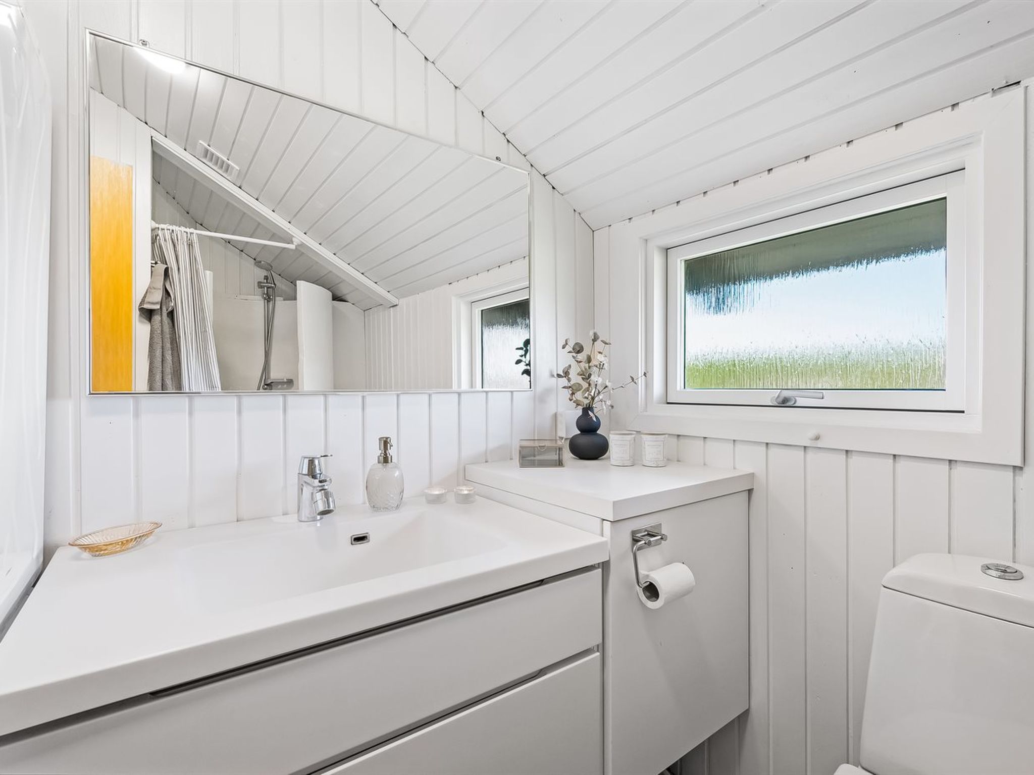 "Emppu" - 250m from the sea - Binnen
