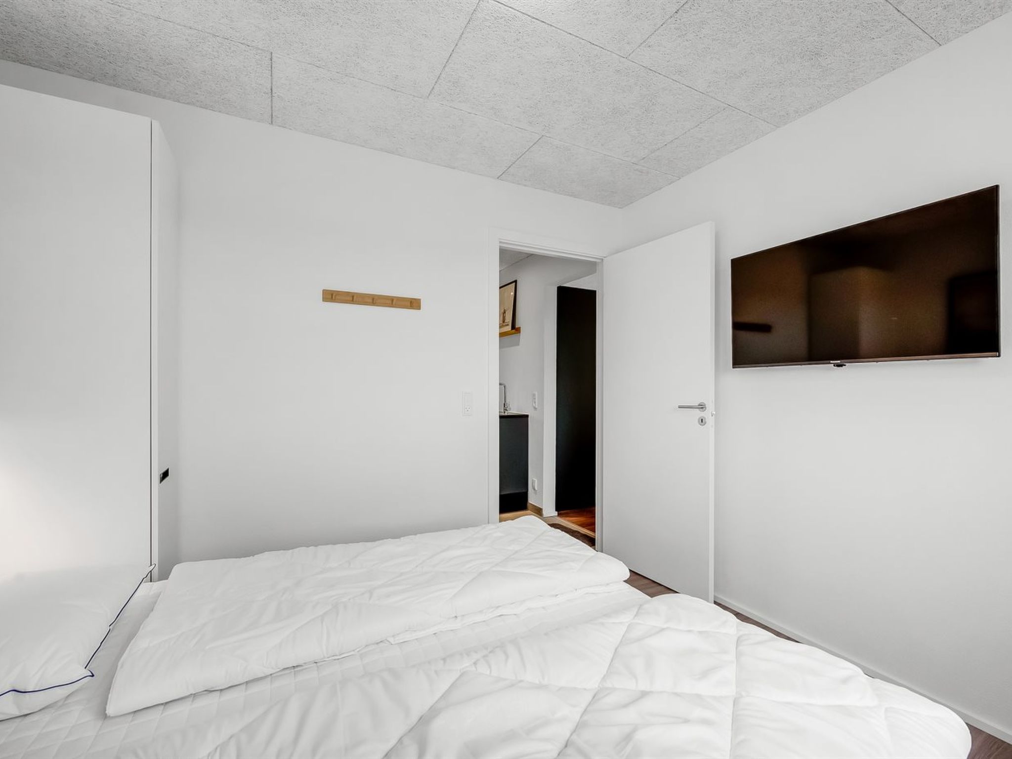 "Dreng" - 300m from the sea