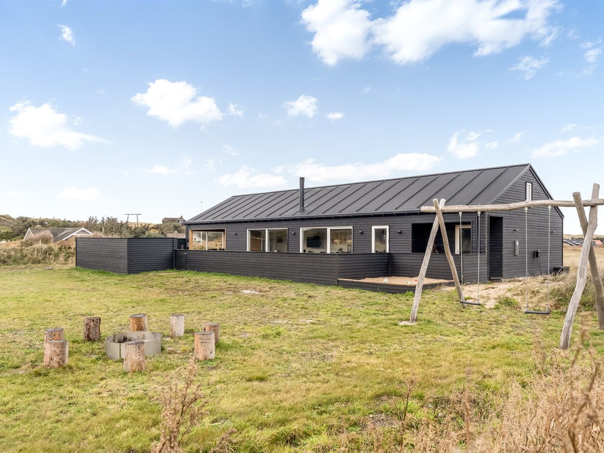 "Dreng" - 300m from the sea-Buiten