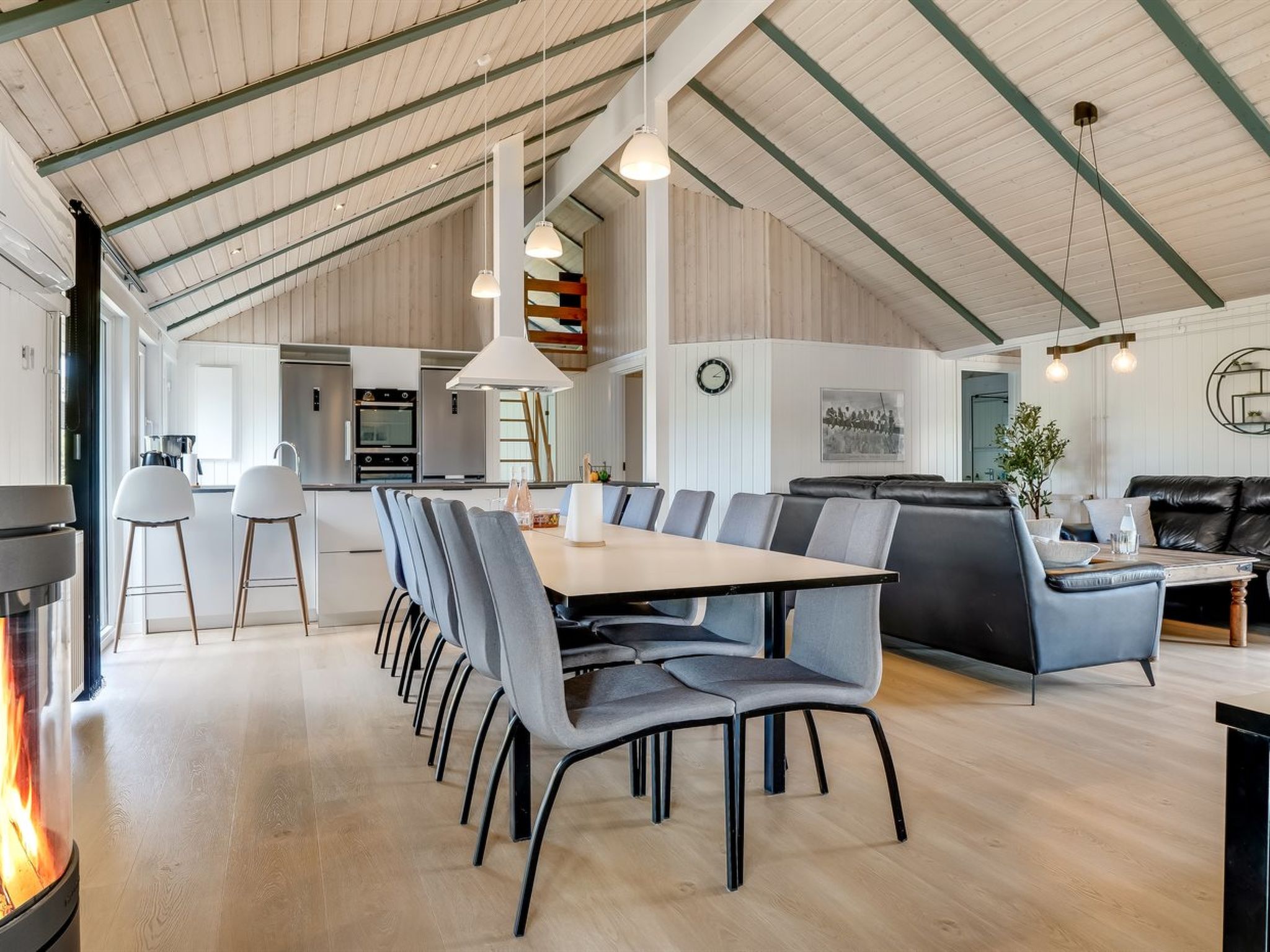 "Eftim" - 500m from the sea - Binnen