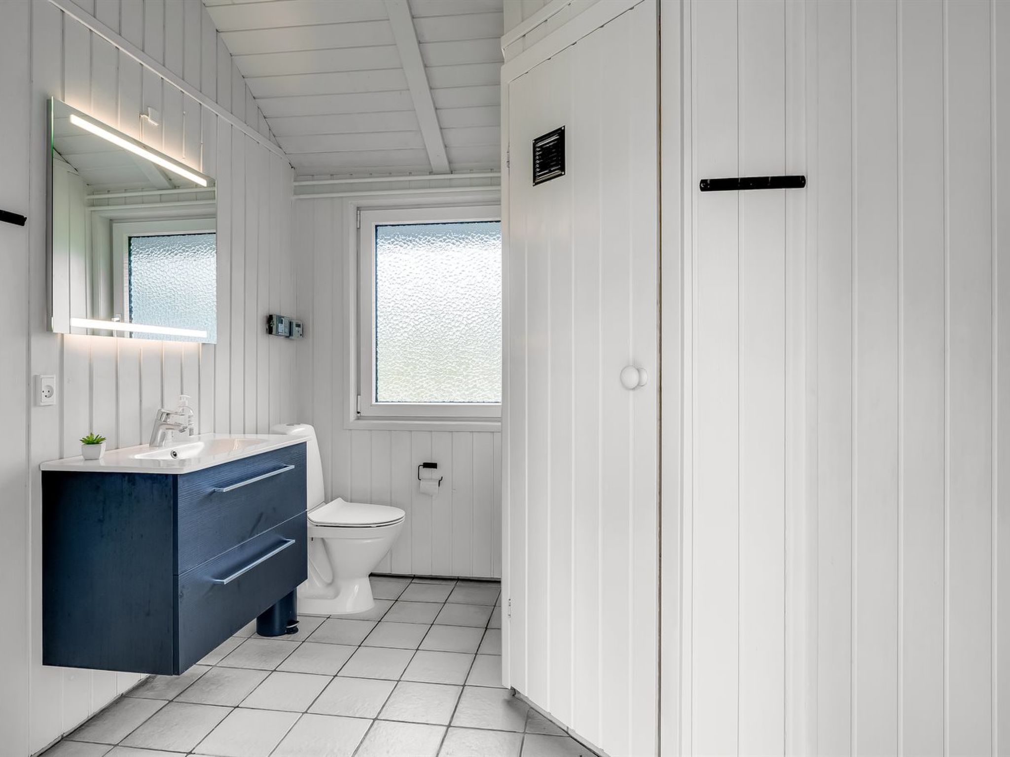 "Eftim" - 500m from the sea - Binnen