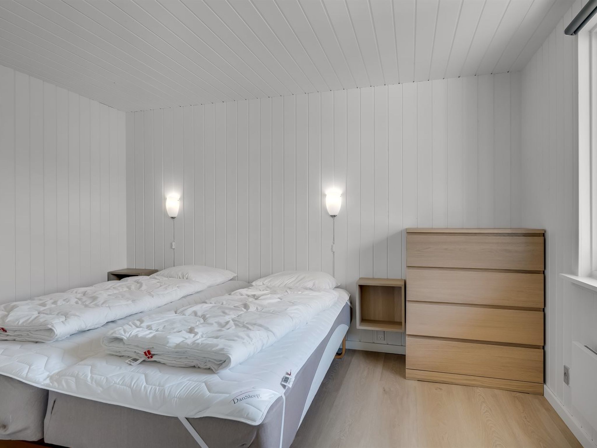 "Eftim" - 500m from the sea - Binnen