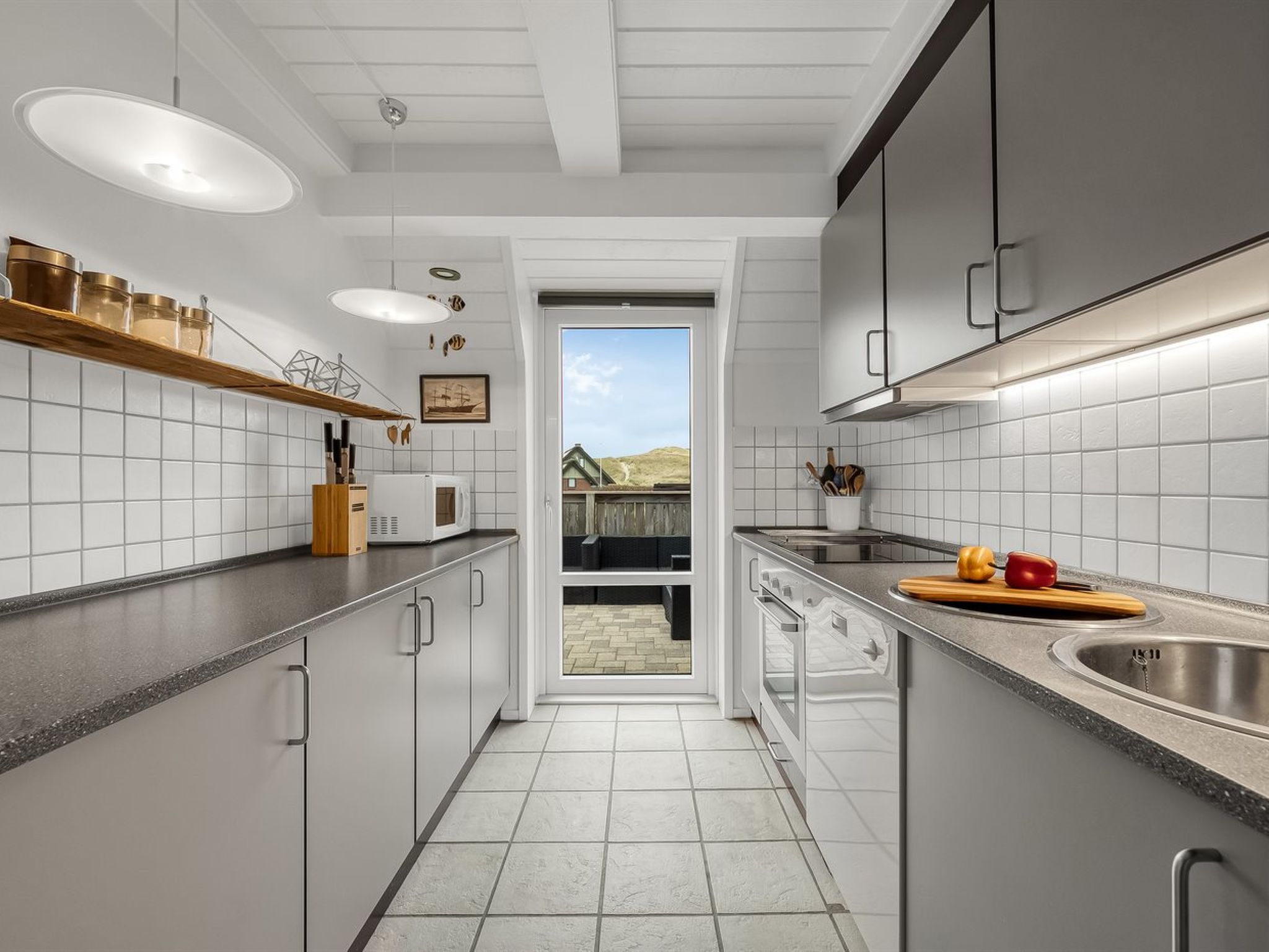 "Kaja" - 150m from the sea - Binnen