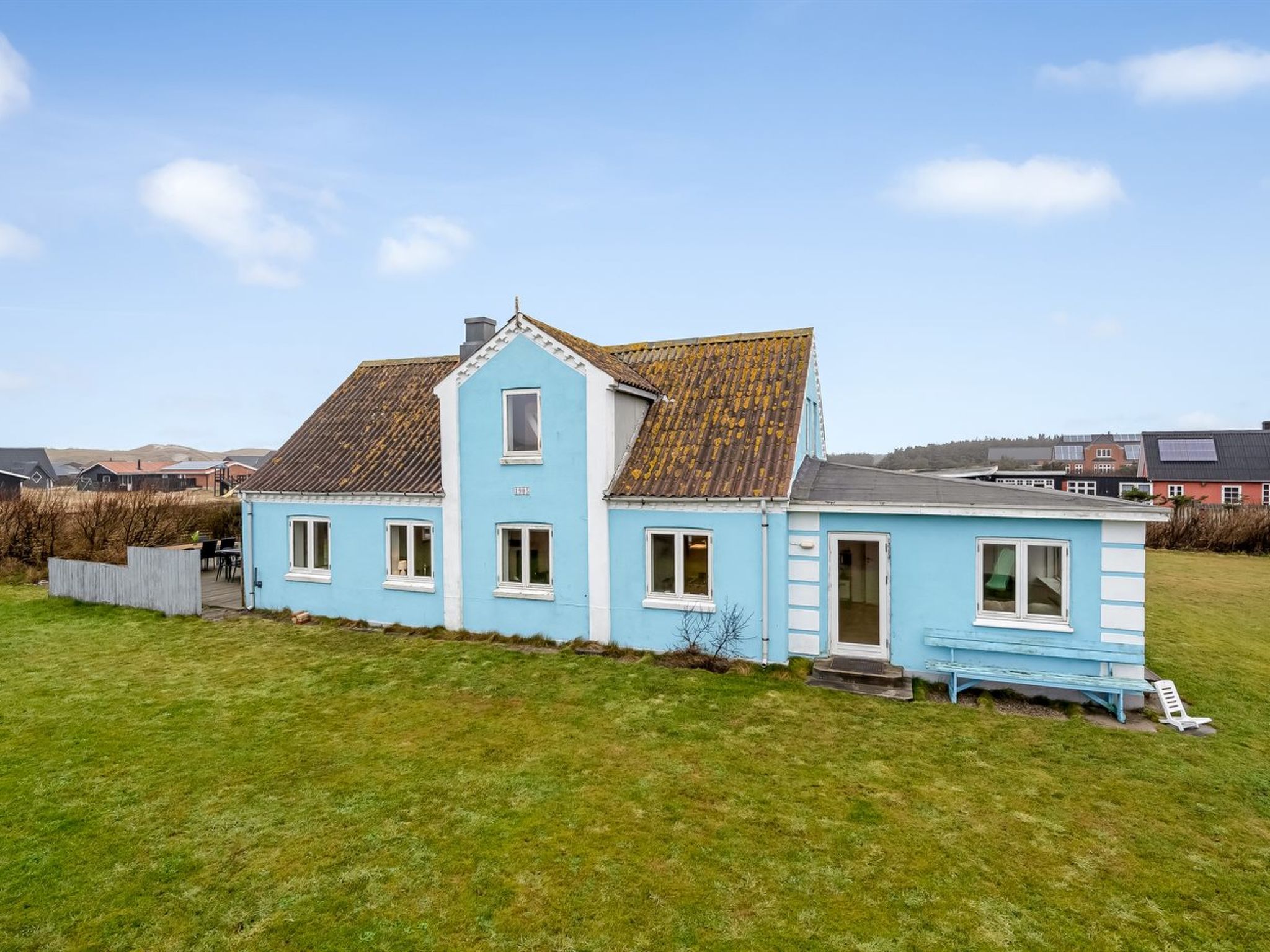 "Laurentia" - 200m from the sea - Buiten