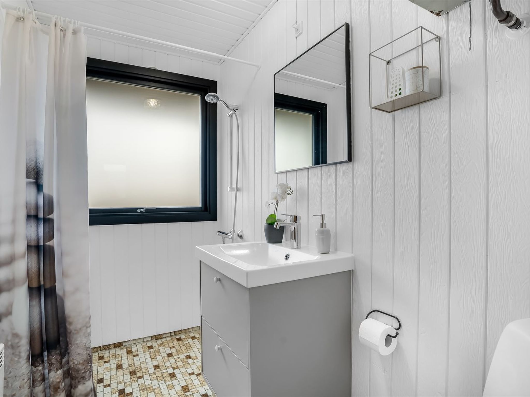 "Waghn" - 250m from the sea-Inside