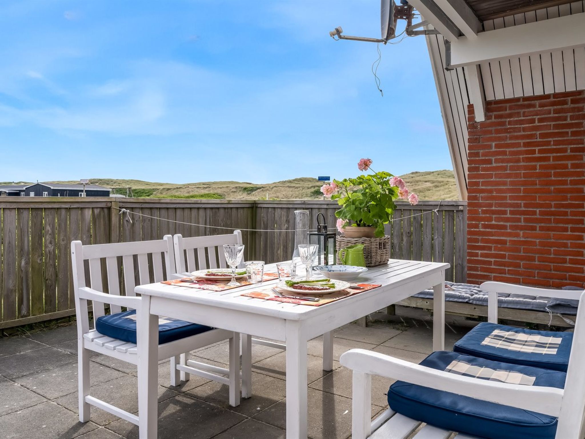 "Arkil" - 200m from the sea — Terrace (3 of 25)