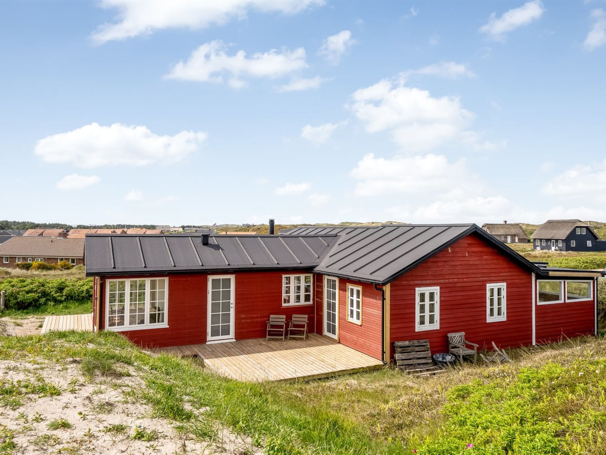 "Thine" - 250m from the sea - Buiten