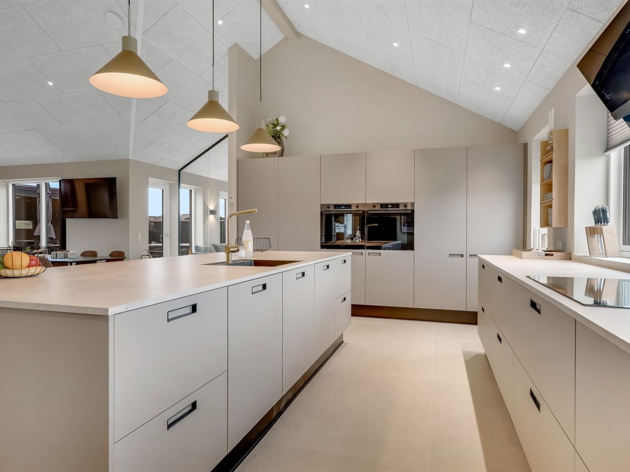 "Konrad" -  from the sea-Binnen