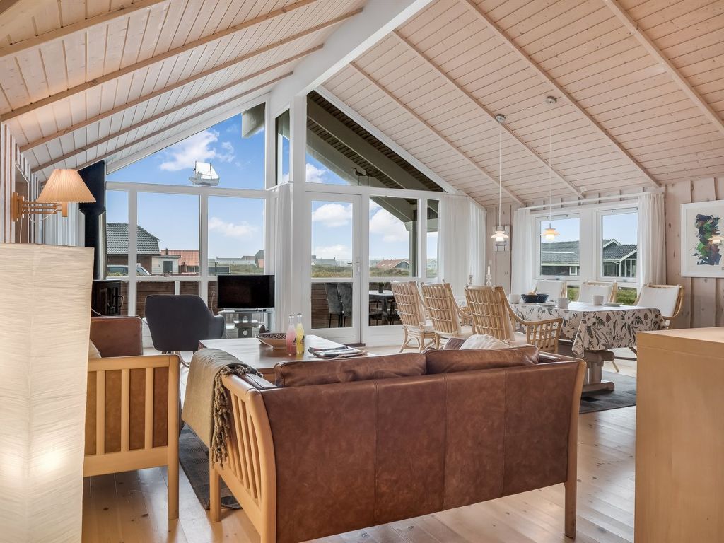 'Bruse' - 200m from the sea