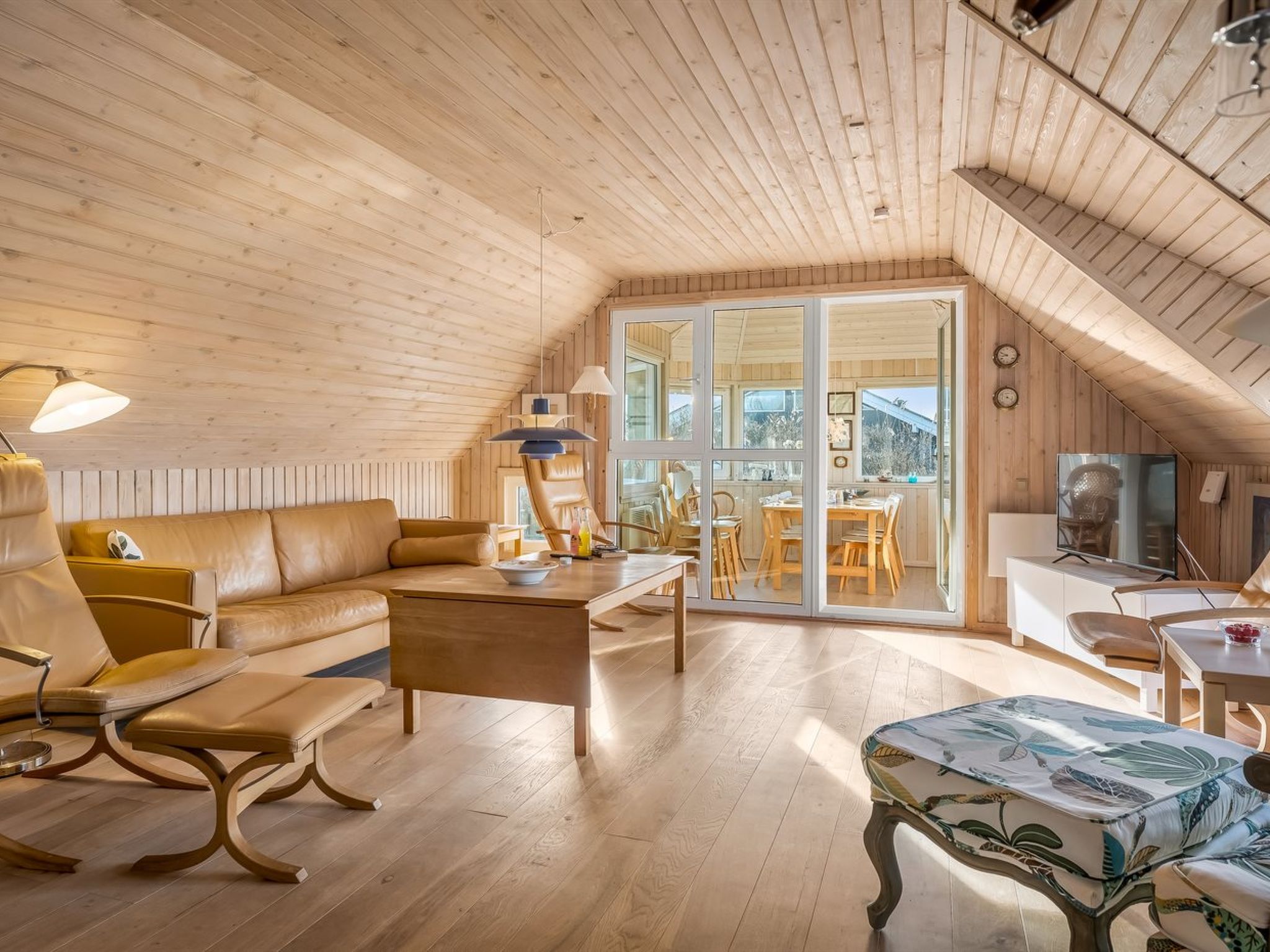 "Oskar" - 300m from the sea