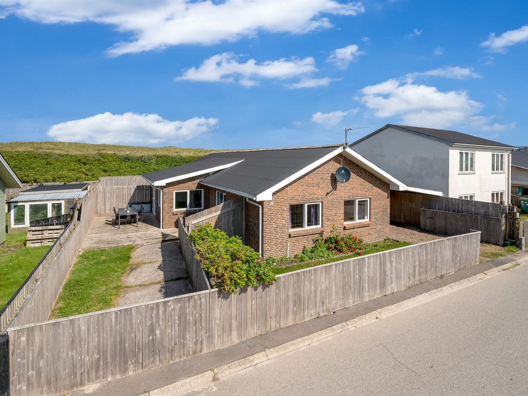 "Heming" - 100m from the sea - Outside