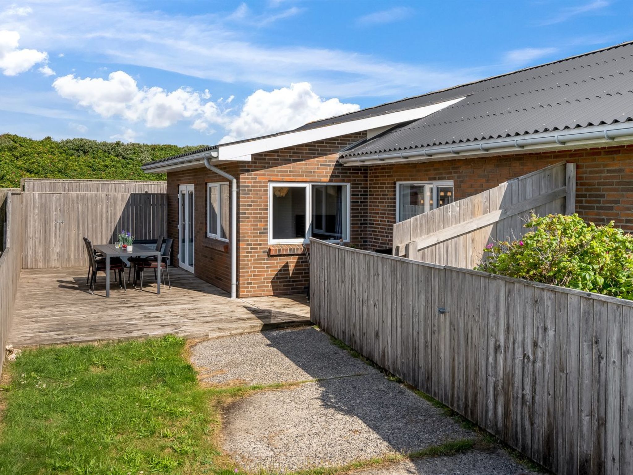 "Heming" - 100m from the sea - Outside