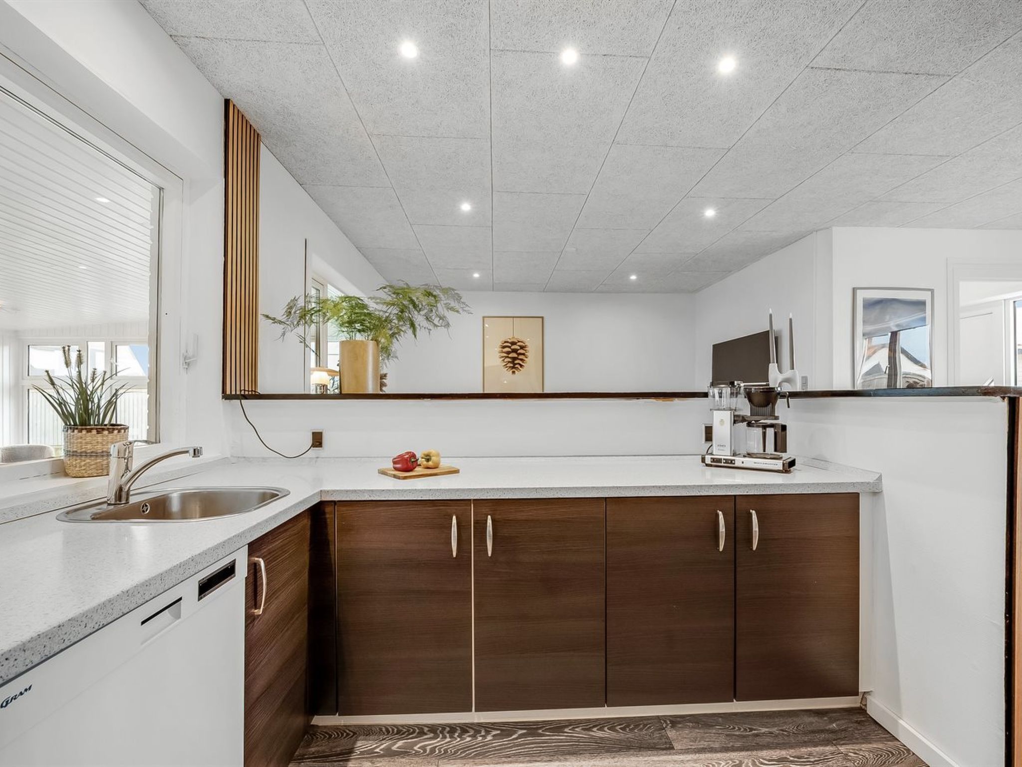 "Darja" - 300m from the sea - Binnen
