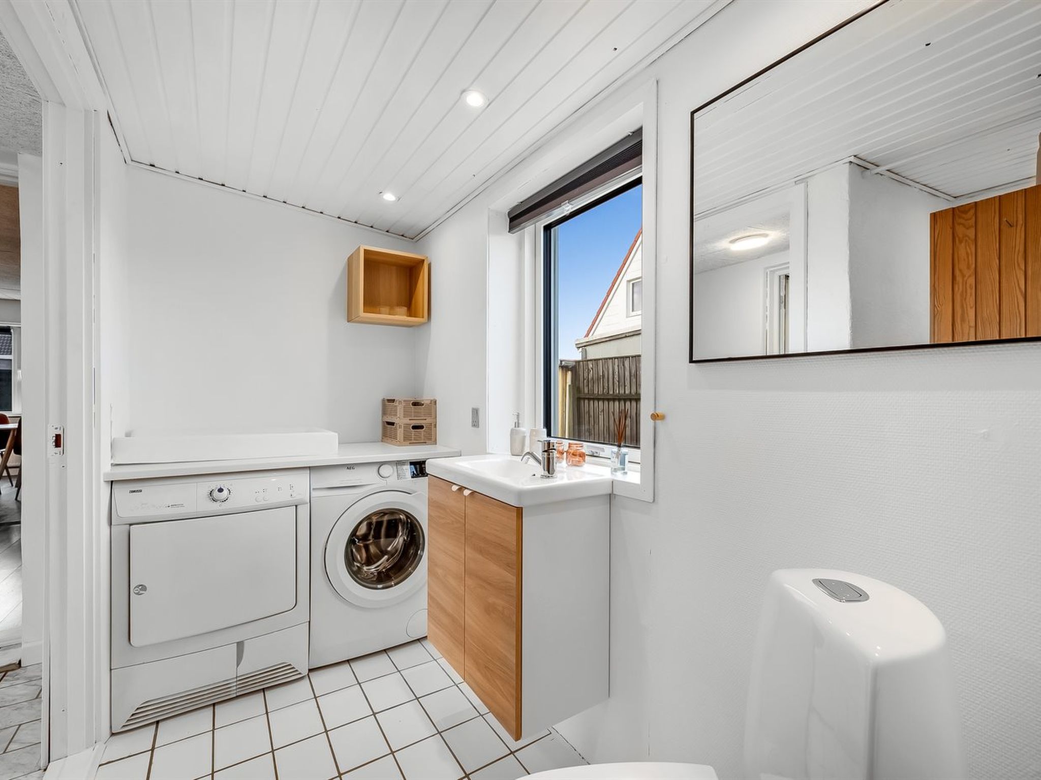 "Darja" - 300m from the sea - Binnen