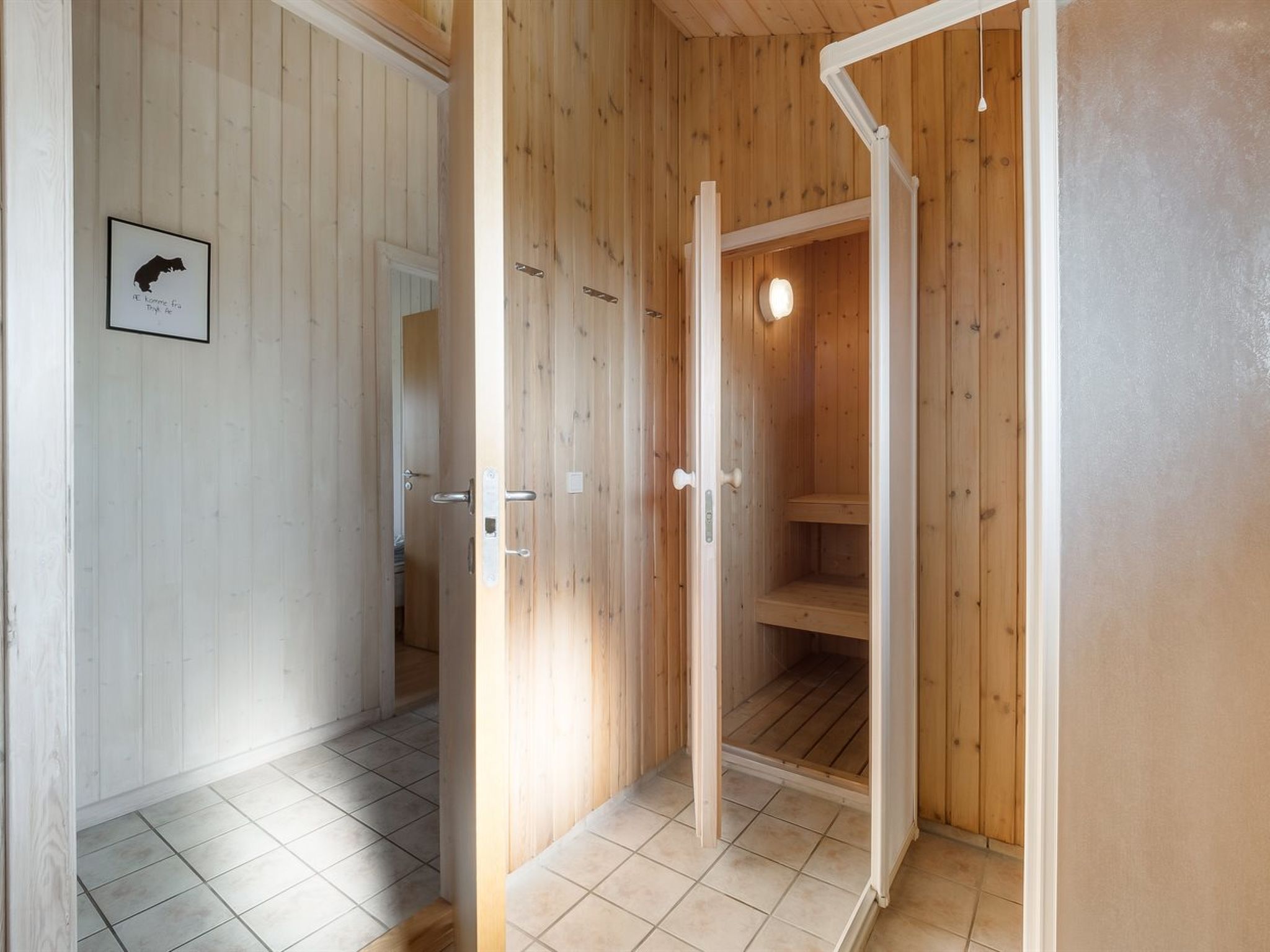 "Suometar" - 400m from the sea - Binnen