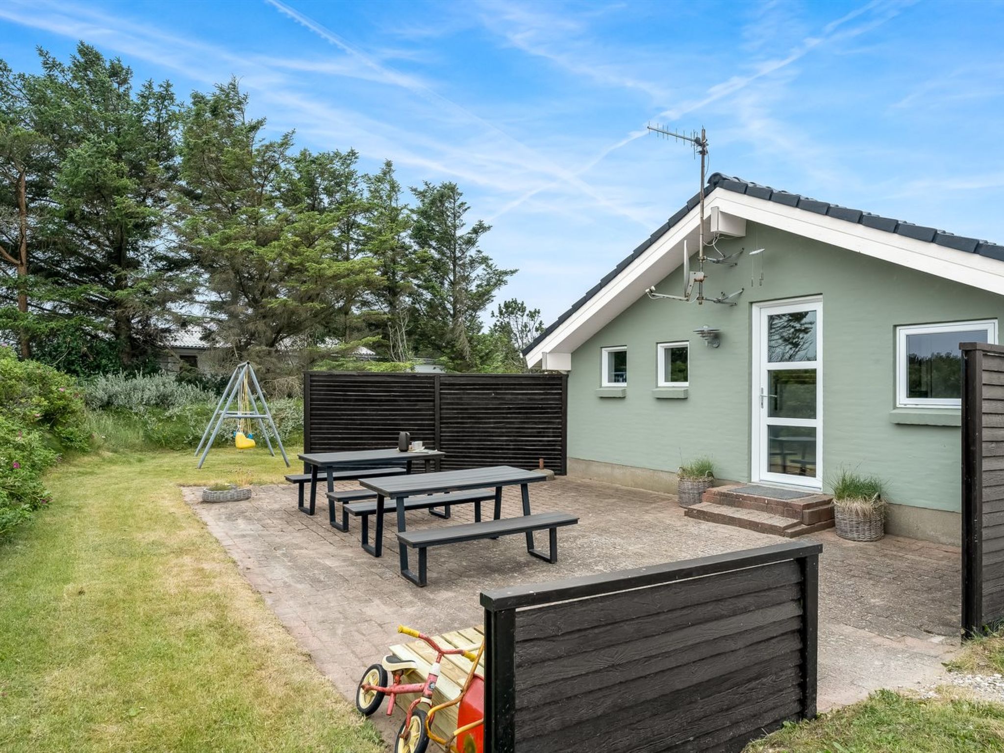 "Hariet" - 600m from the sea - Outside
