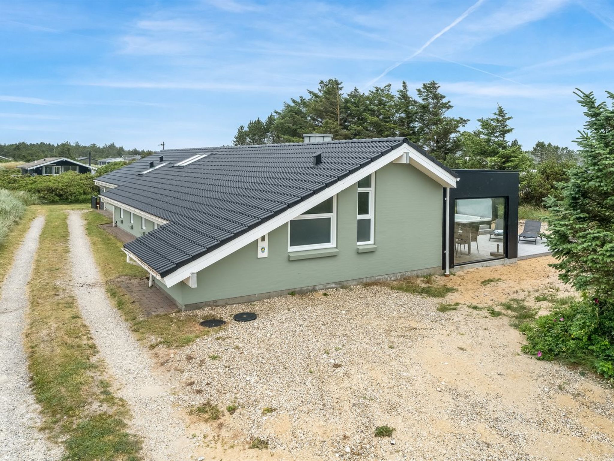 "Hariet" - 600m from the sea - Outside