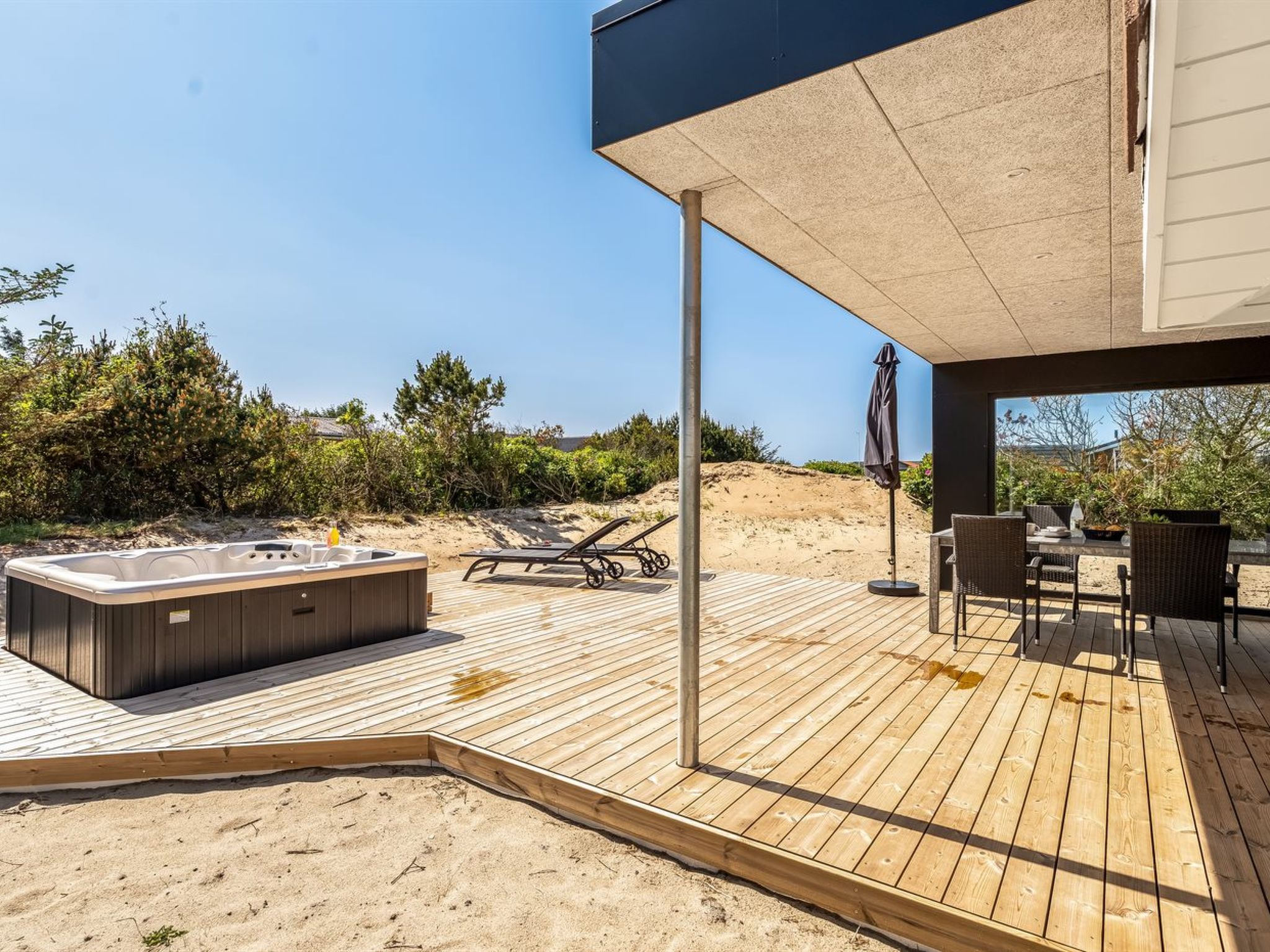 "Hariet" - 600m from the sea-Outside