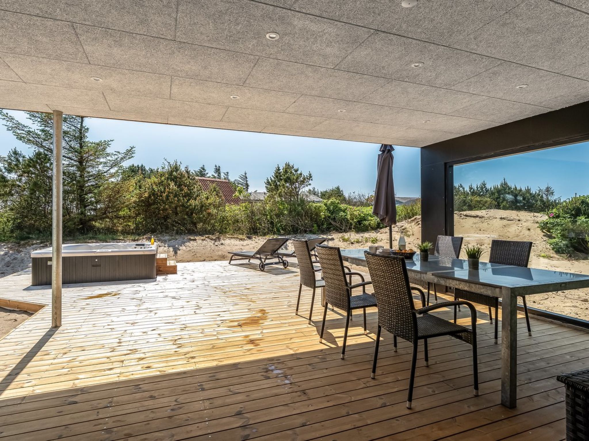 "Hariet" - 600m from the sea-Outside