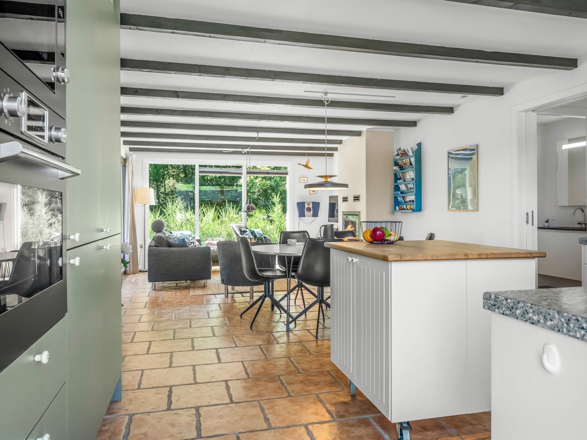 "Resi" - 400m from the sea