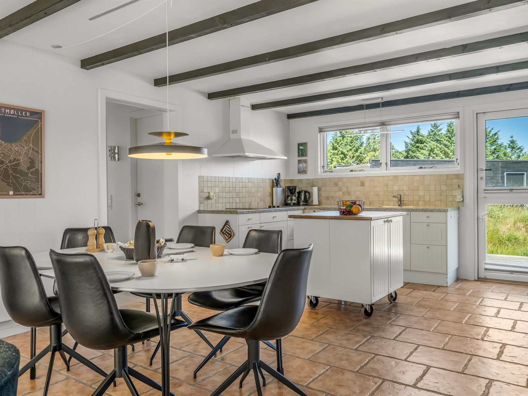 "Resi" - 400m from the sea - Inside