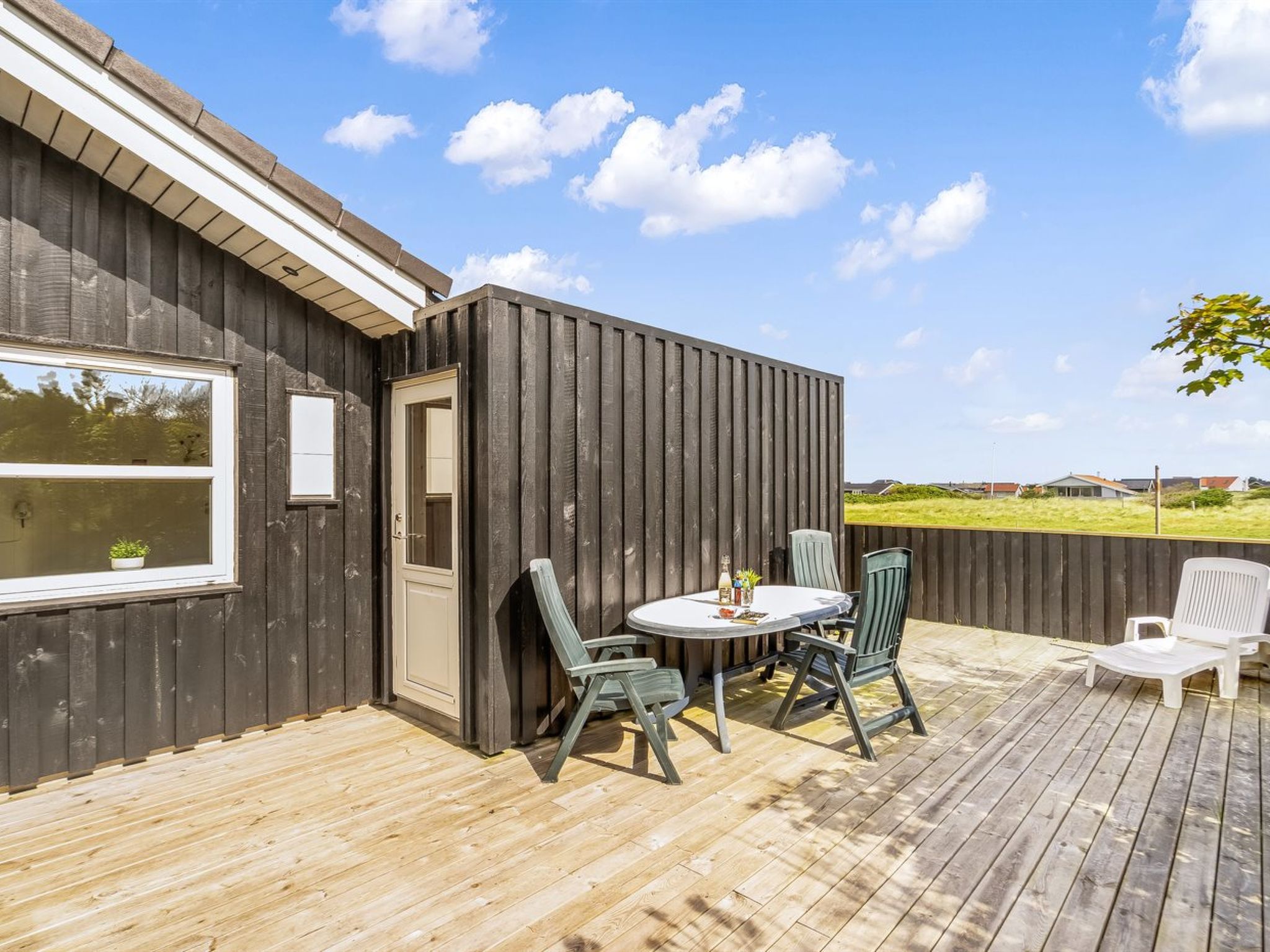 "Mauri" - 350m from the sea - Buiten