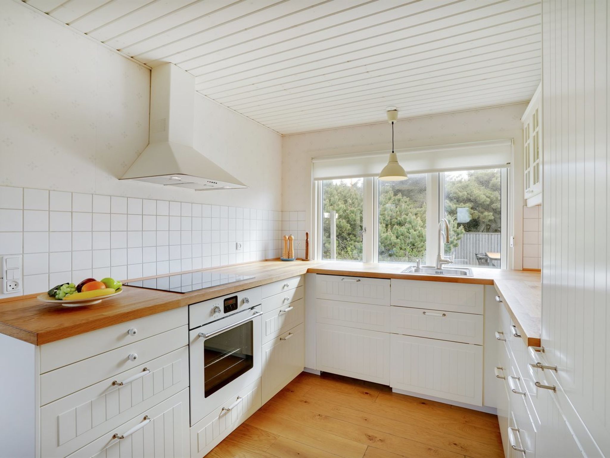 "Vilja" - 150m from the sea - Drinnen