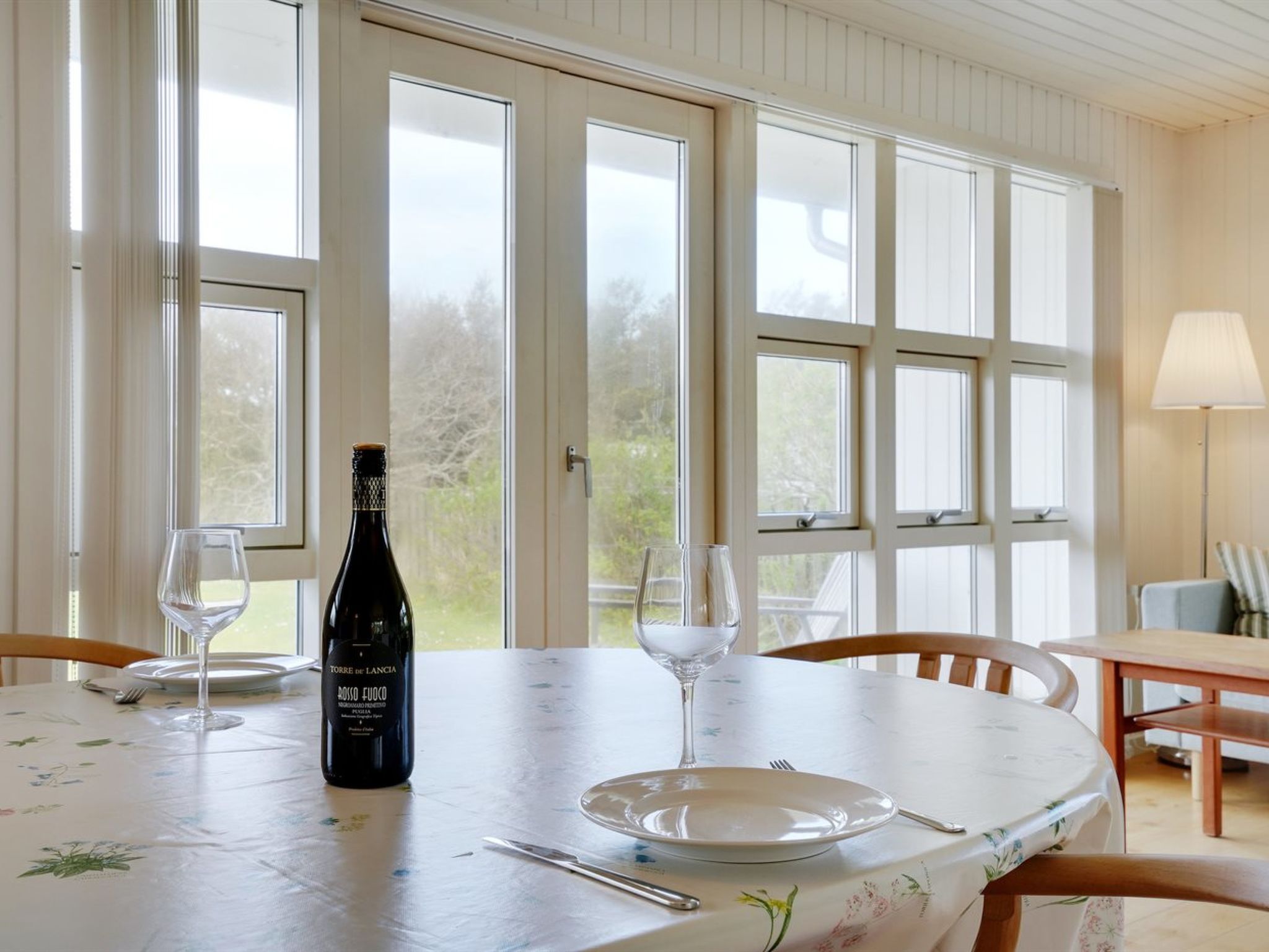 "Vilja" - 150m from the sea - Drinnen