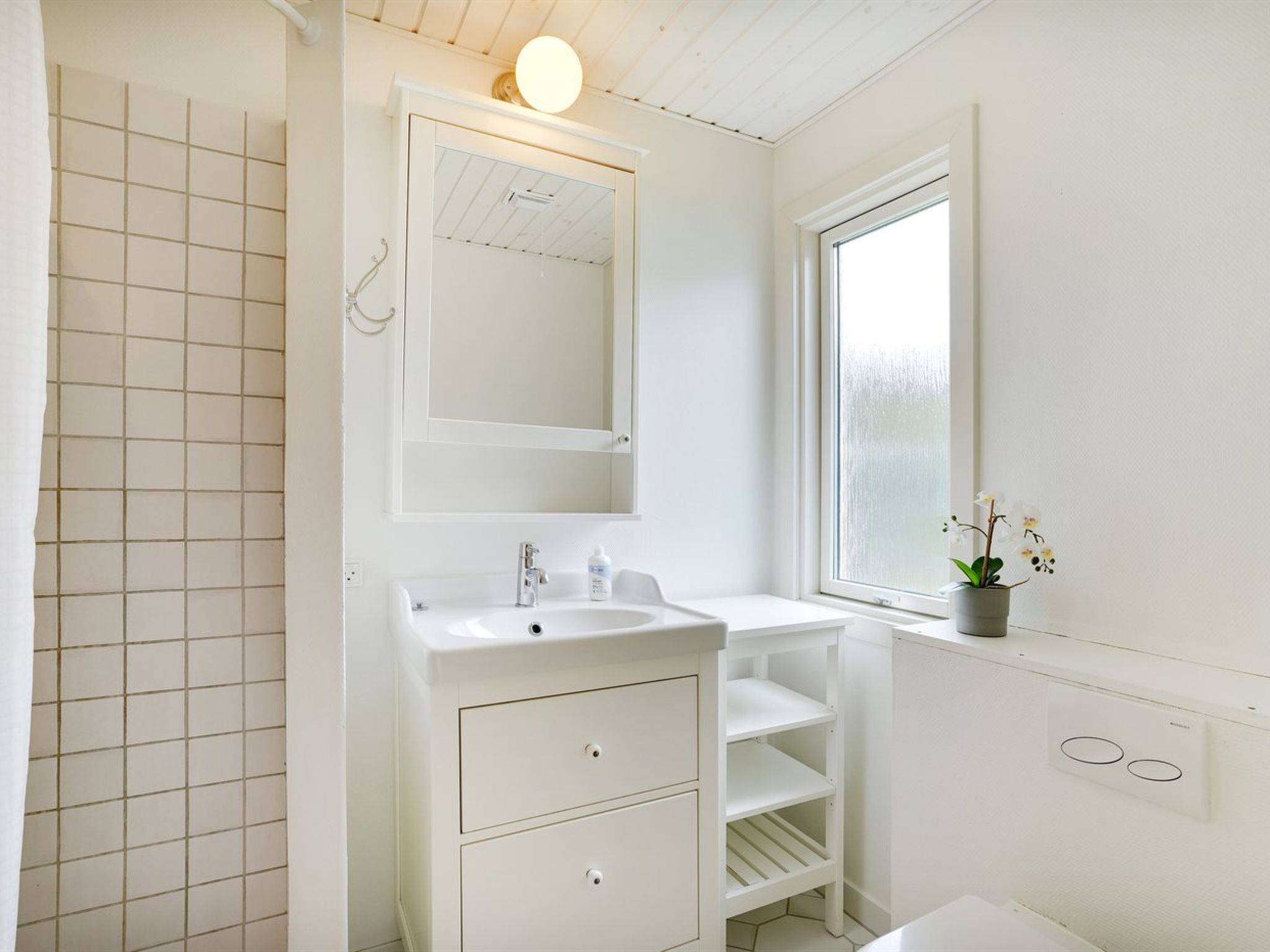 "Vilja" - 150m from the sea - Drinnen