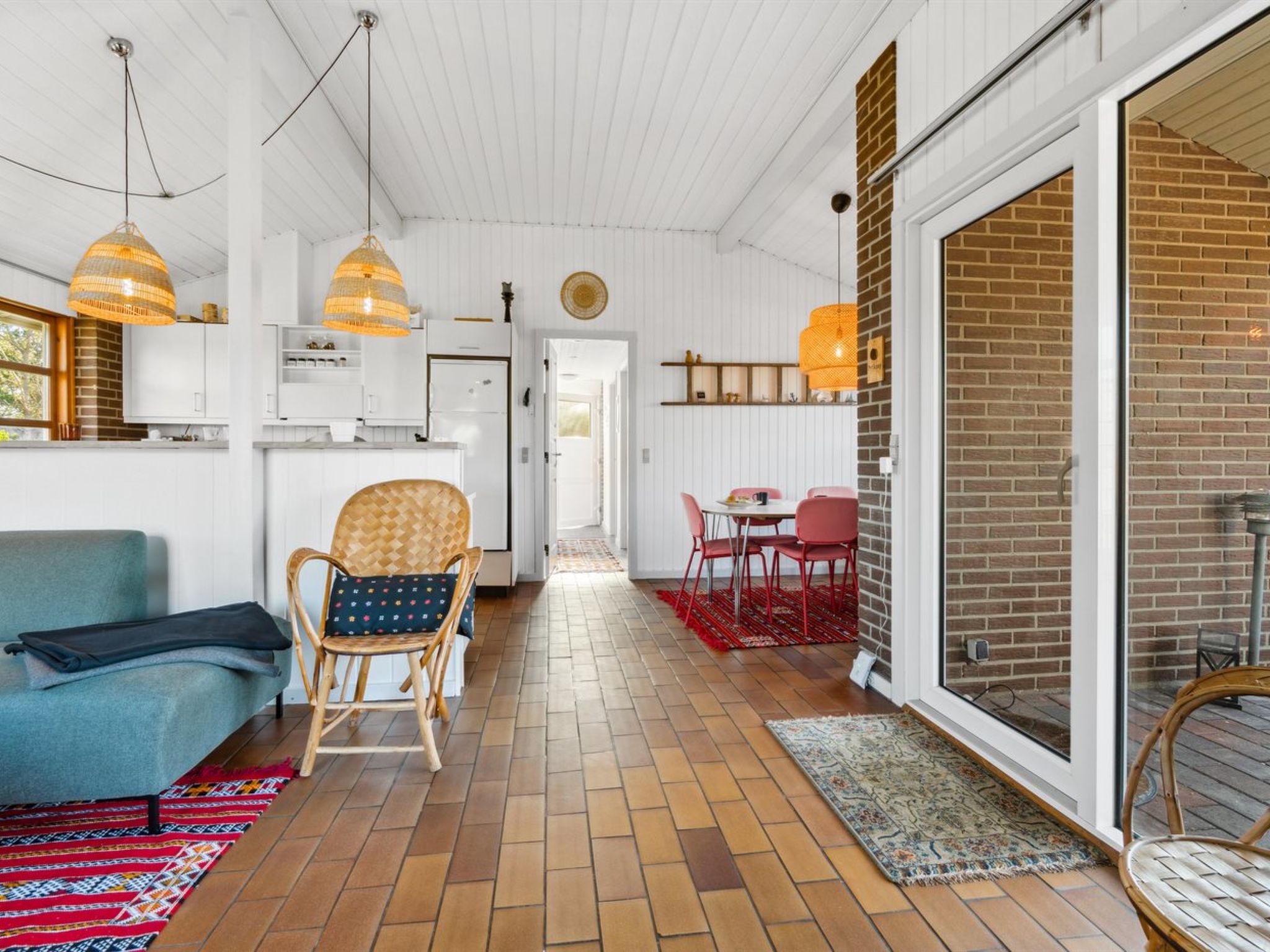 "Aurelie" - 800m from the sea