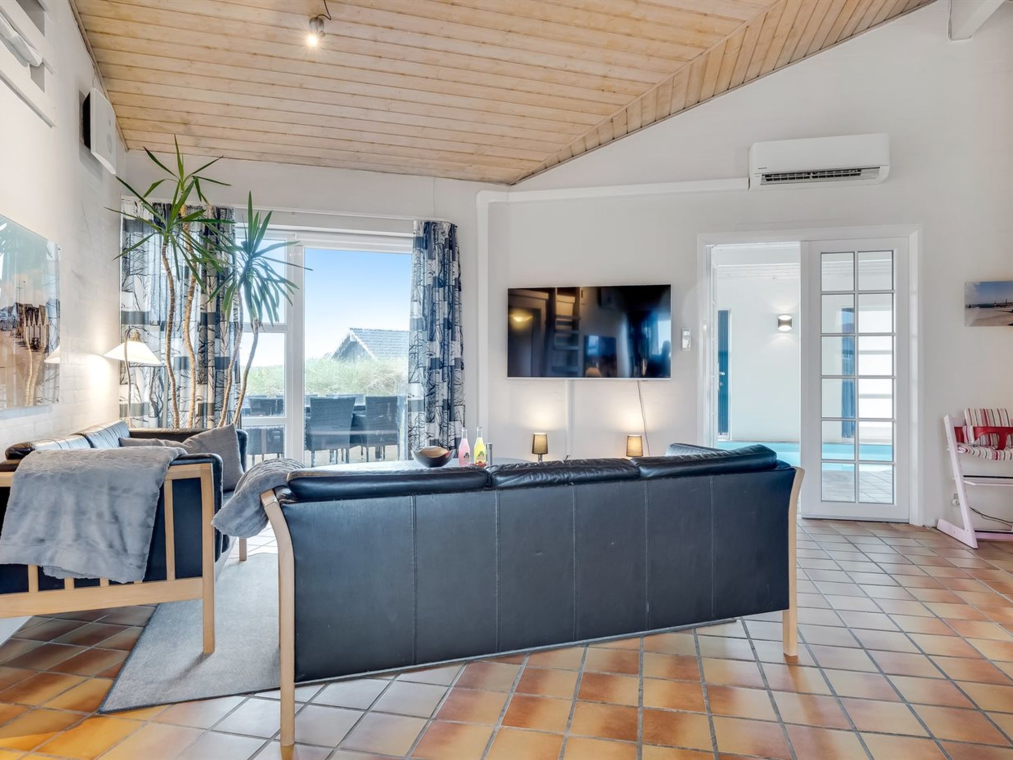 "Palli" - 600m from the sea - Binnen
