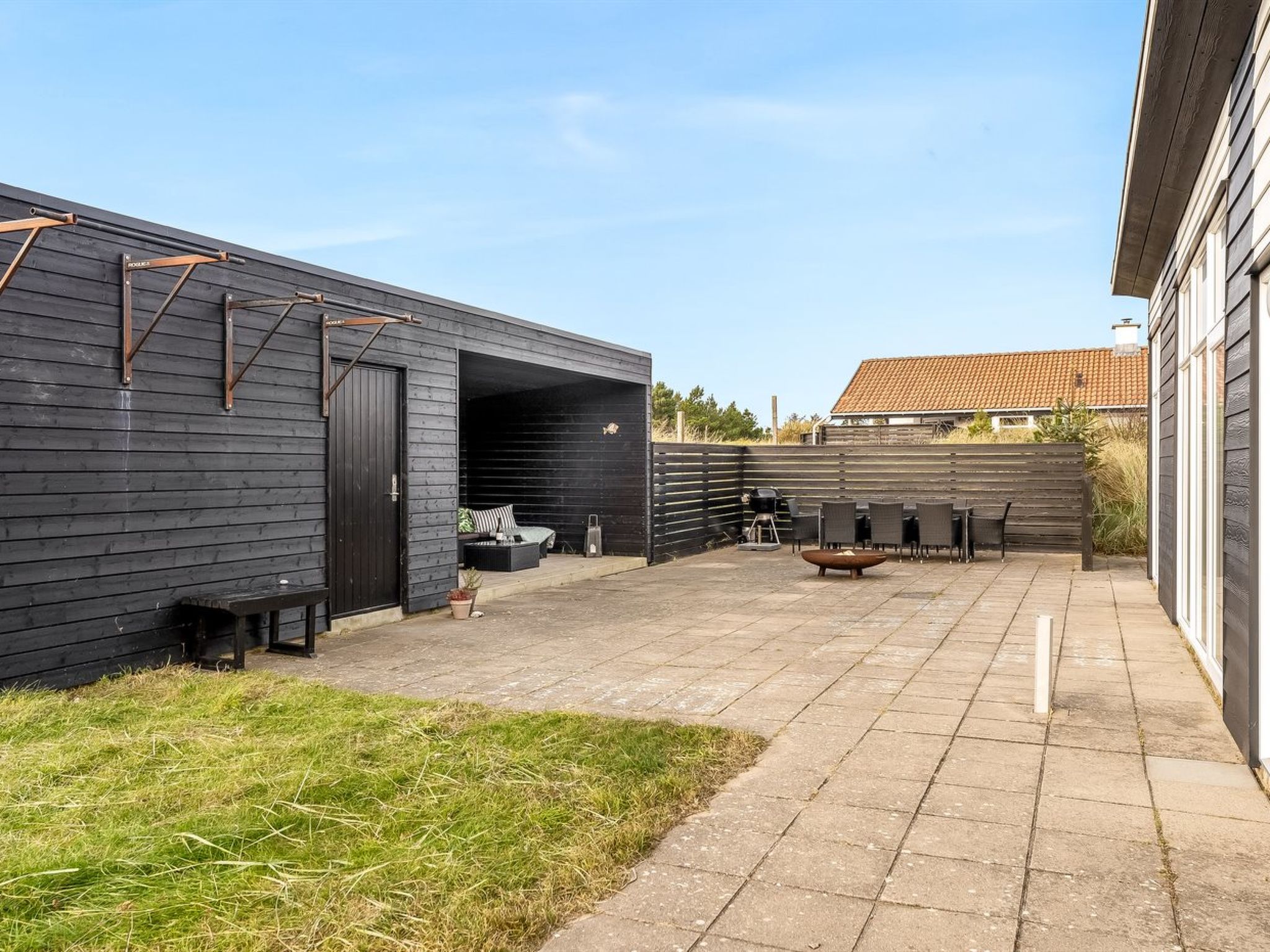 "Pontus" - 400m from the sea-Draußen