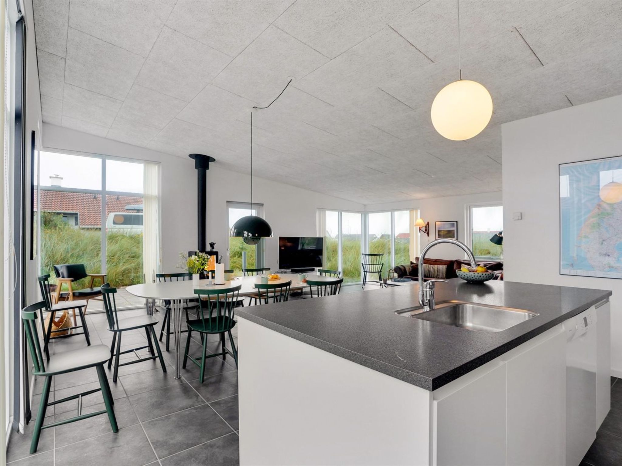 "Pontus" - 400m from the sea-Drinnen