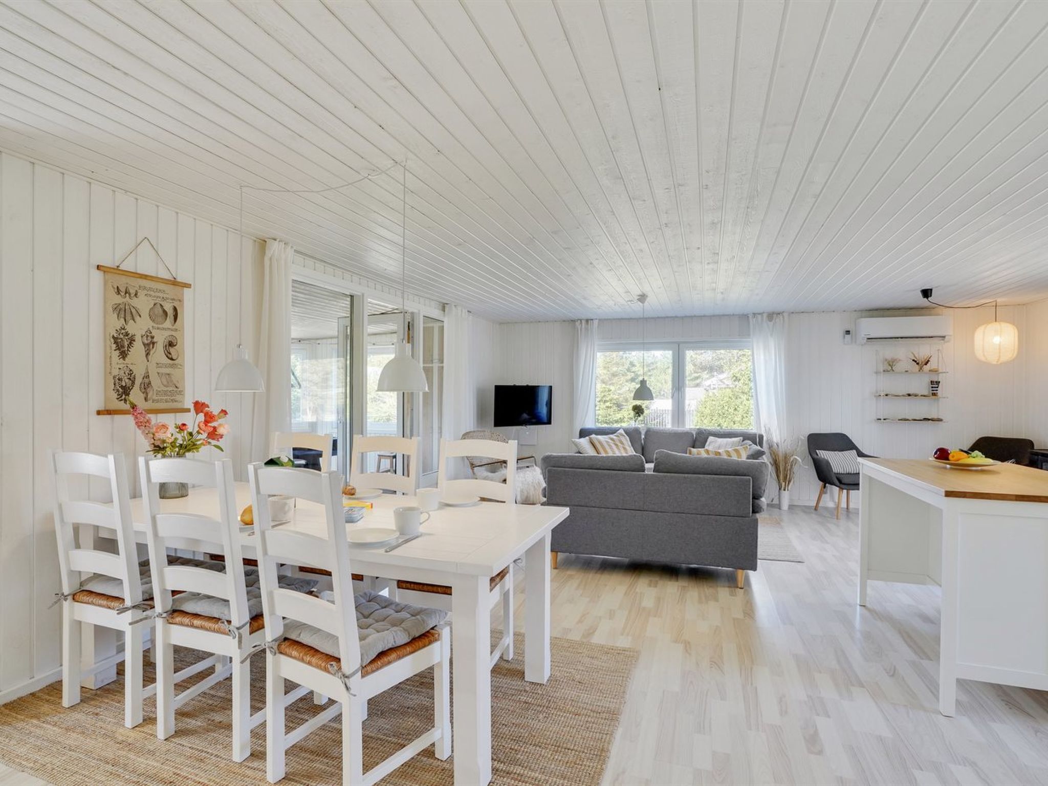 "Styrmer" - 1.2km from the sea - Drinnen